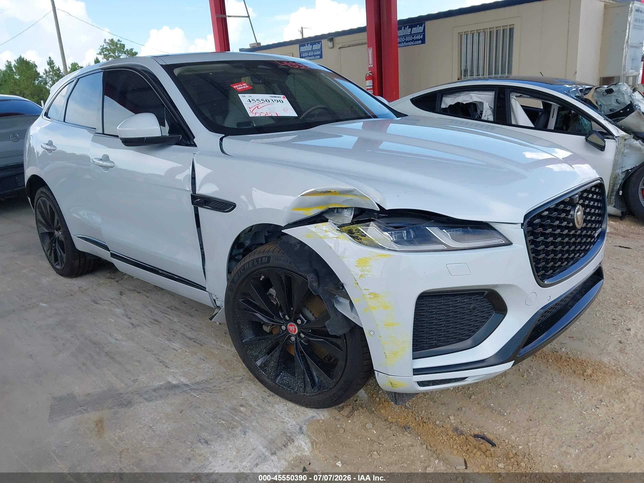 2021 Jaguar F-Pace R-Dynamic S, VIN SADCT2FU5MA666401 — Front end