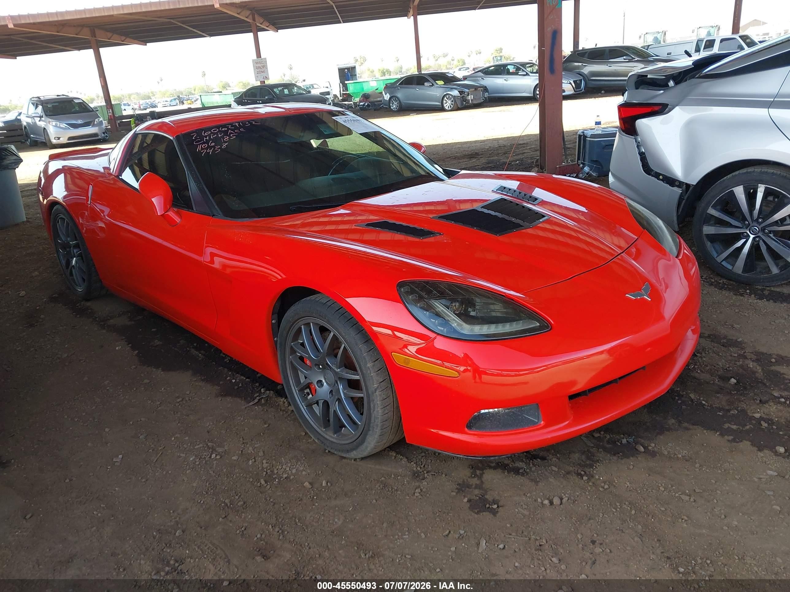 2011 Chevrolet Corvette 3LT, VIN 1G1YG2DW5B5107438 — Side