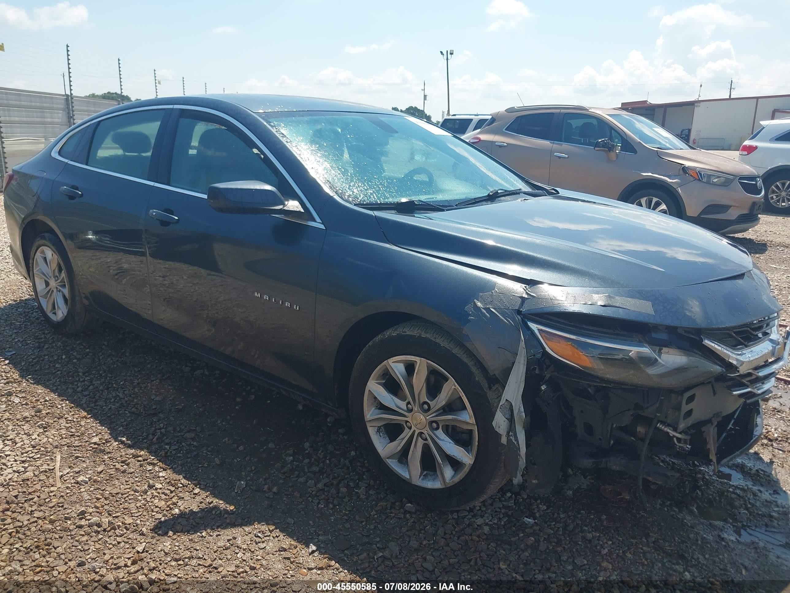 2019 Chevrolet Malibu LT, VIN 1G1ZD5ST4KF104239 — Перед