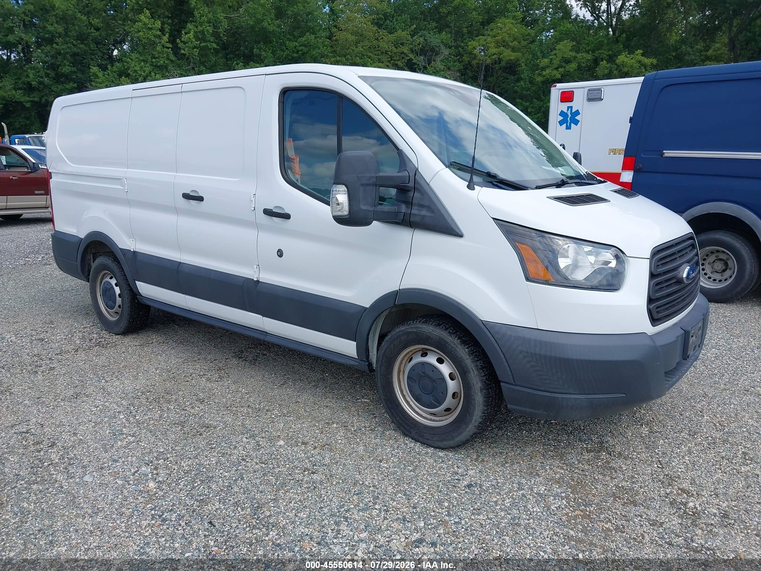 2018 Ford Transit, VIN 1FTYE1ZM1JKB09458 — Normal wear
