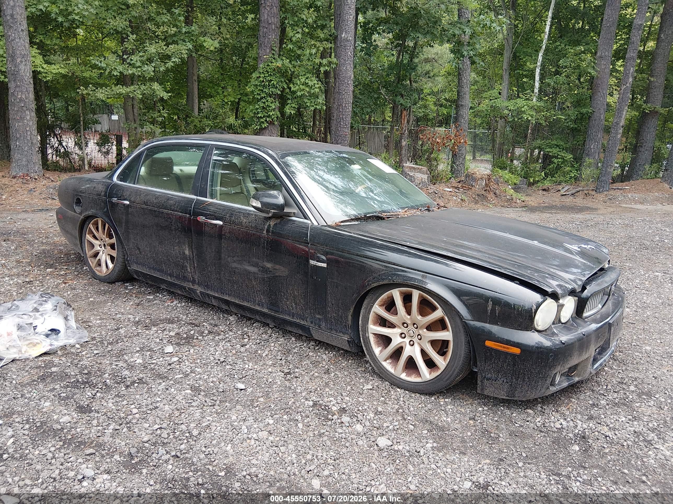 2008 Jaguar XJ 8 LWB, VIN SAJWA79B88SH28609 — Normal wear