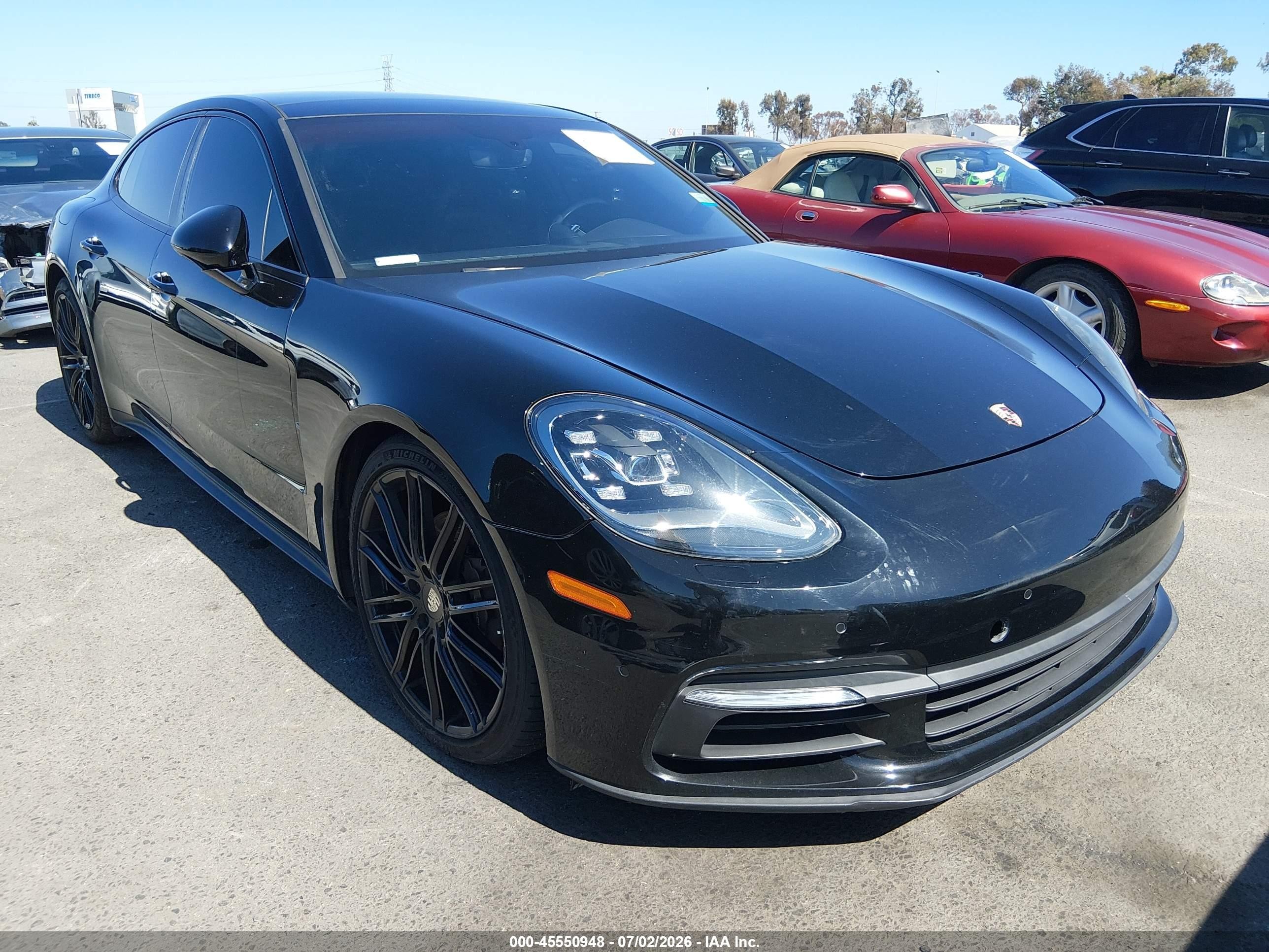 2018 Porsche Panamera, VIN WP0AA2A74JL104032 — Normal wear