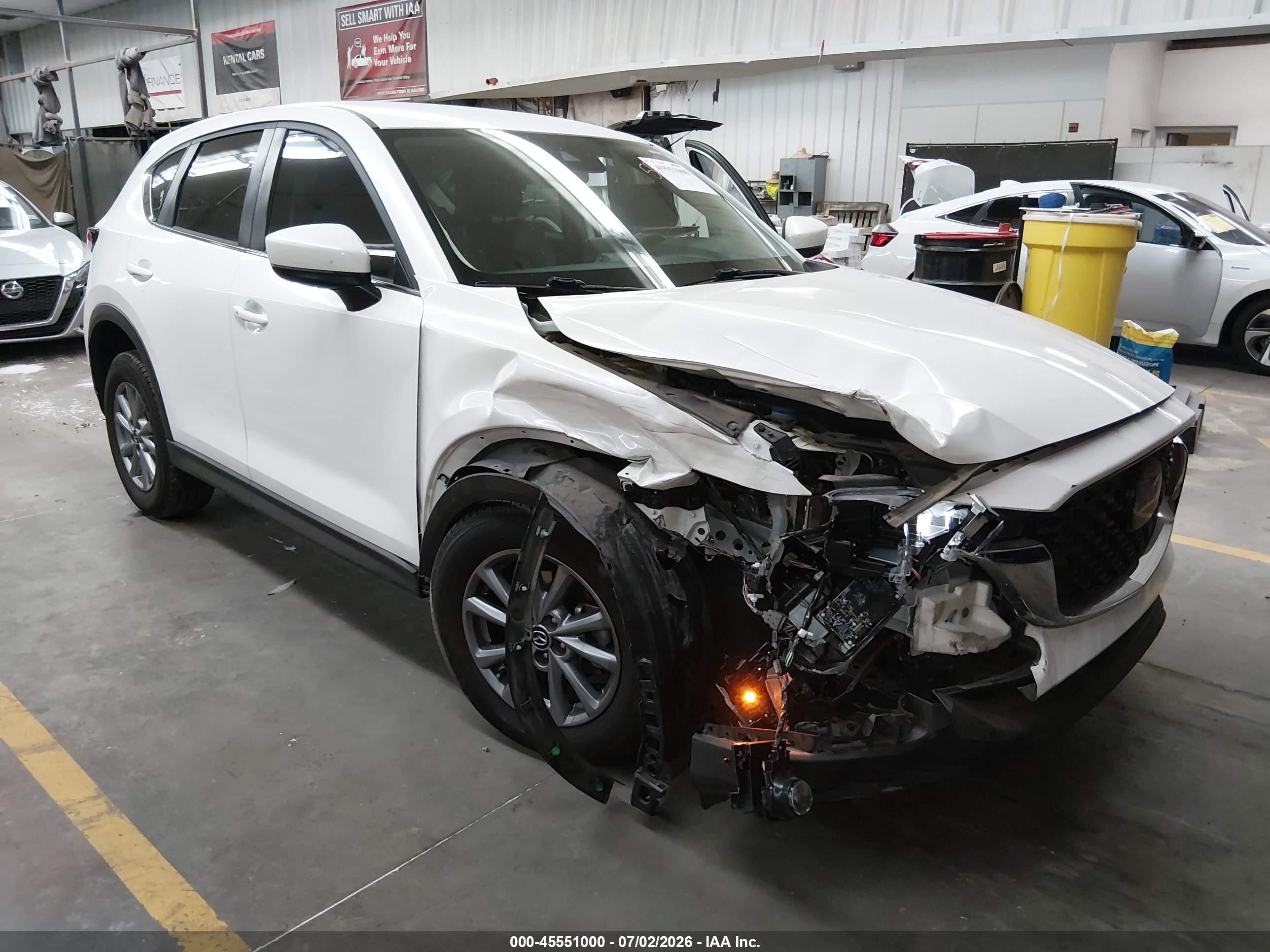 2022 Mazda CX-5 S Select, VIN JM3KFBBM8N0559605 — Перед