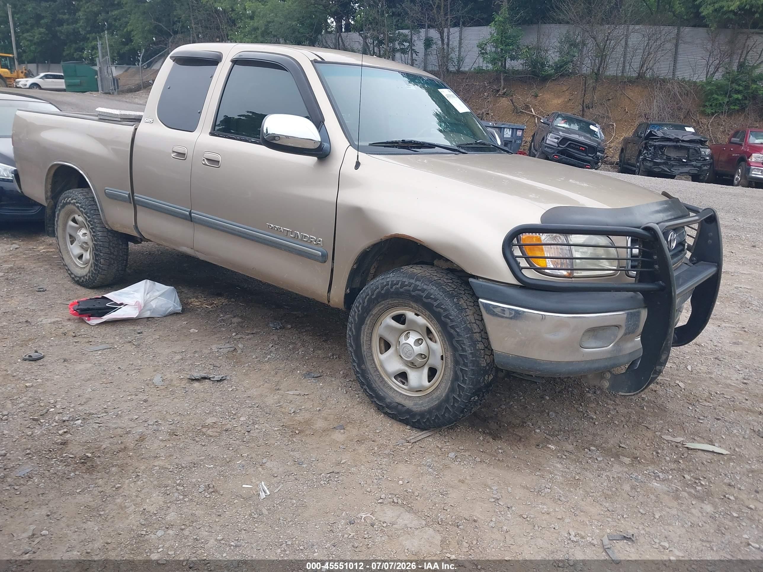 2002 Toyota Tundra SR5, VIN 5TBBT44172S296315 — Normal wear