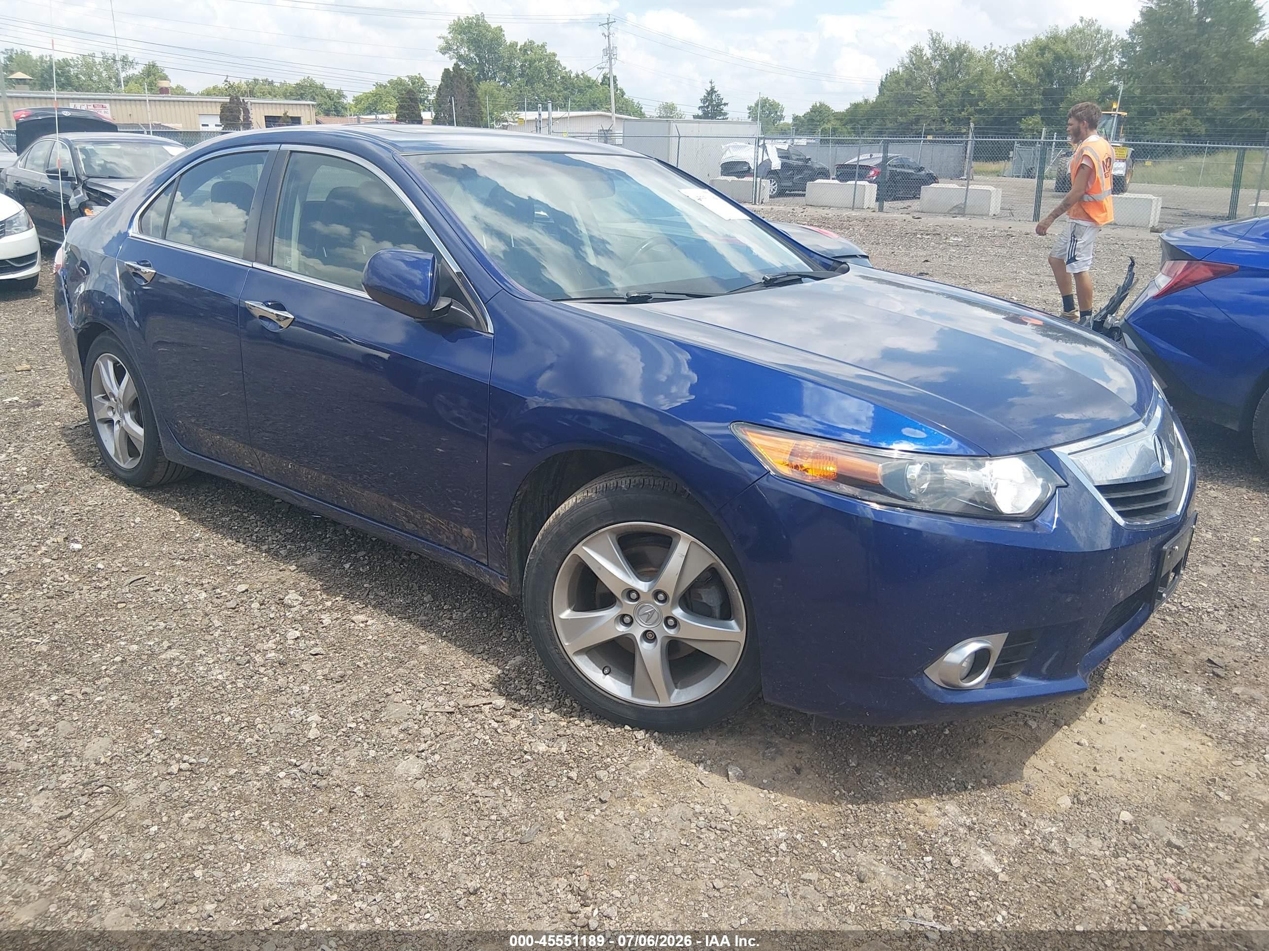 2011 Acura TSX, VIN JH4CU2F67BC007987 — Rear end