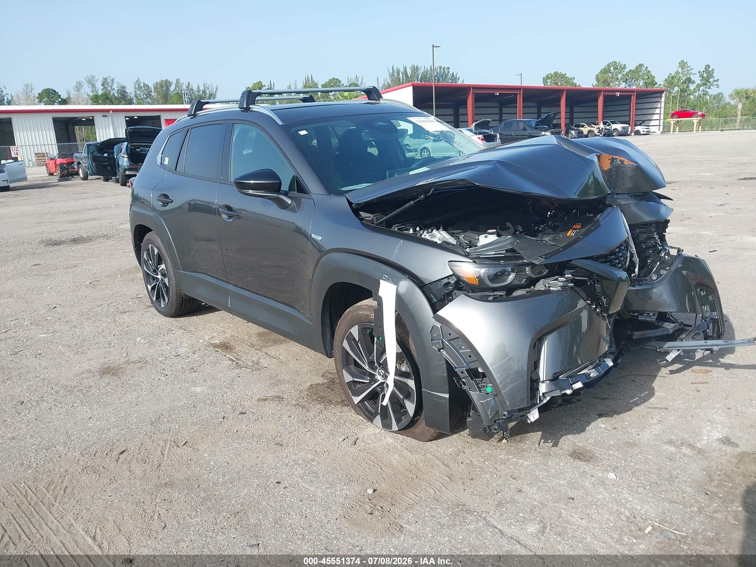 2025 Mazda CX-50 Hybrid Premium Plus Package, VIN 7MMVAAEW1SN118862 — Front end