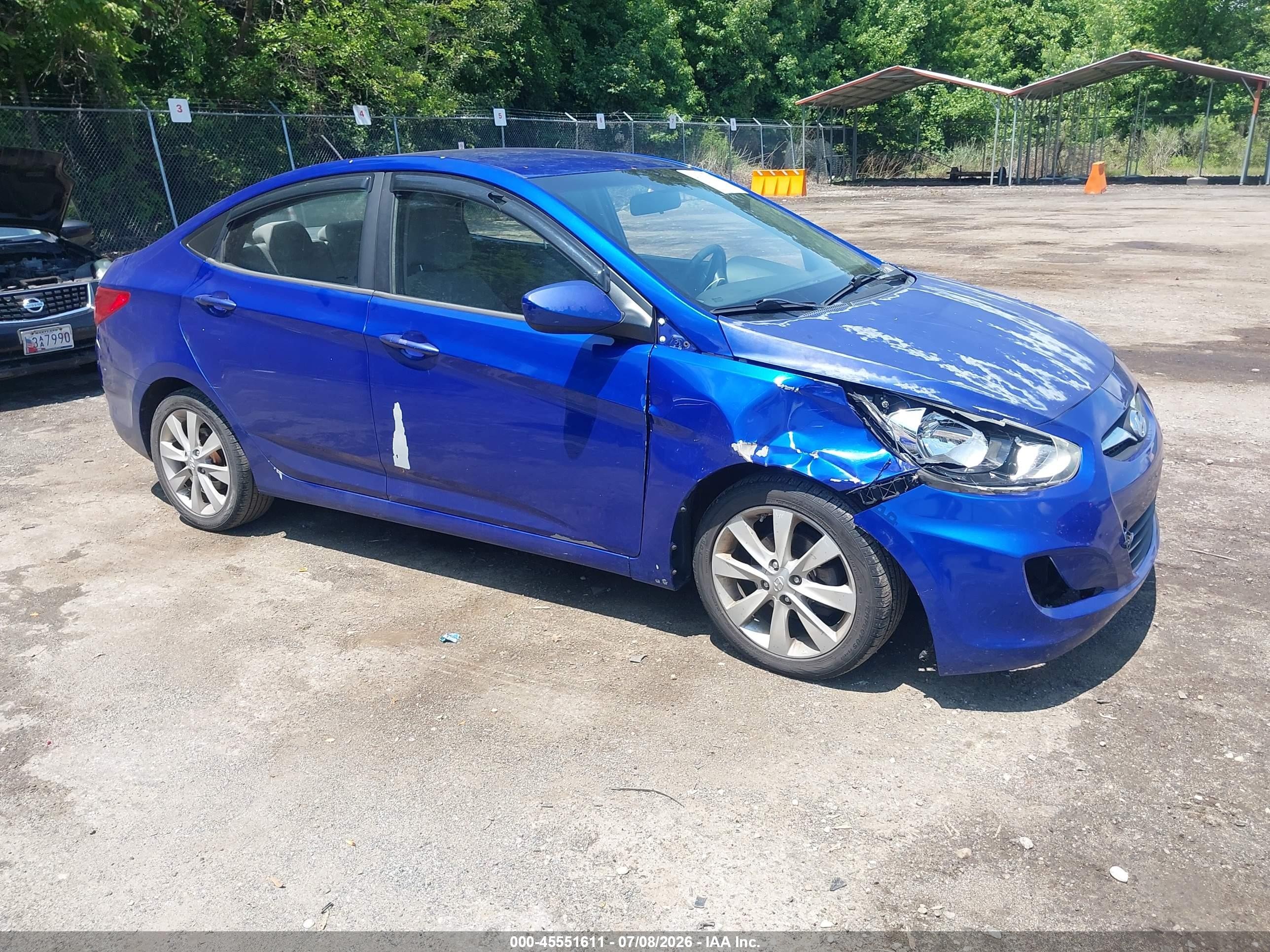 2012 Hyundai Accent GLS, VIN KMHCU4AE4CU117625 — Side