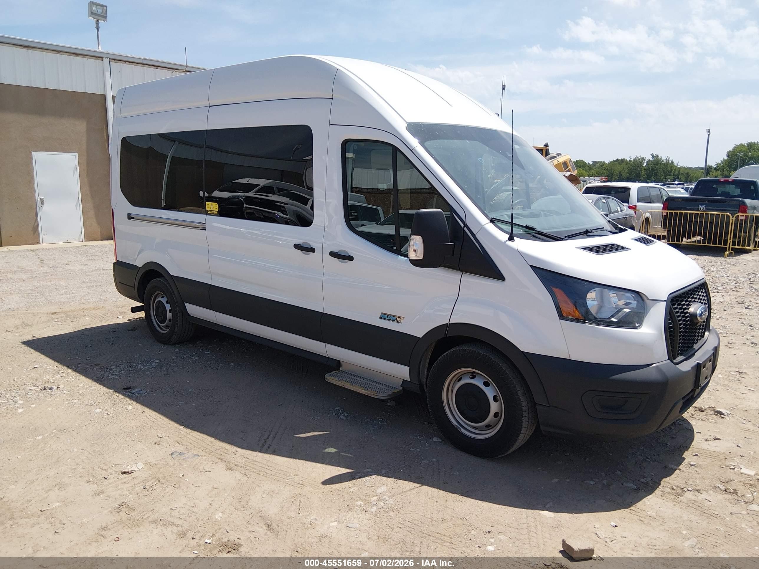 2023 Ford Transit Passenger XLT, VIN 1FBAX2X88PKA74910 — Normal wear