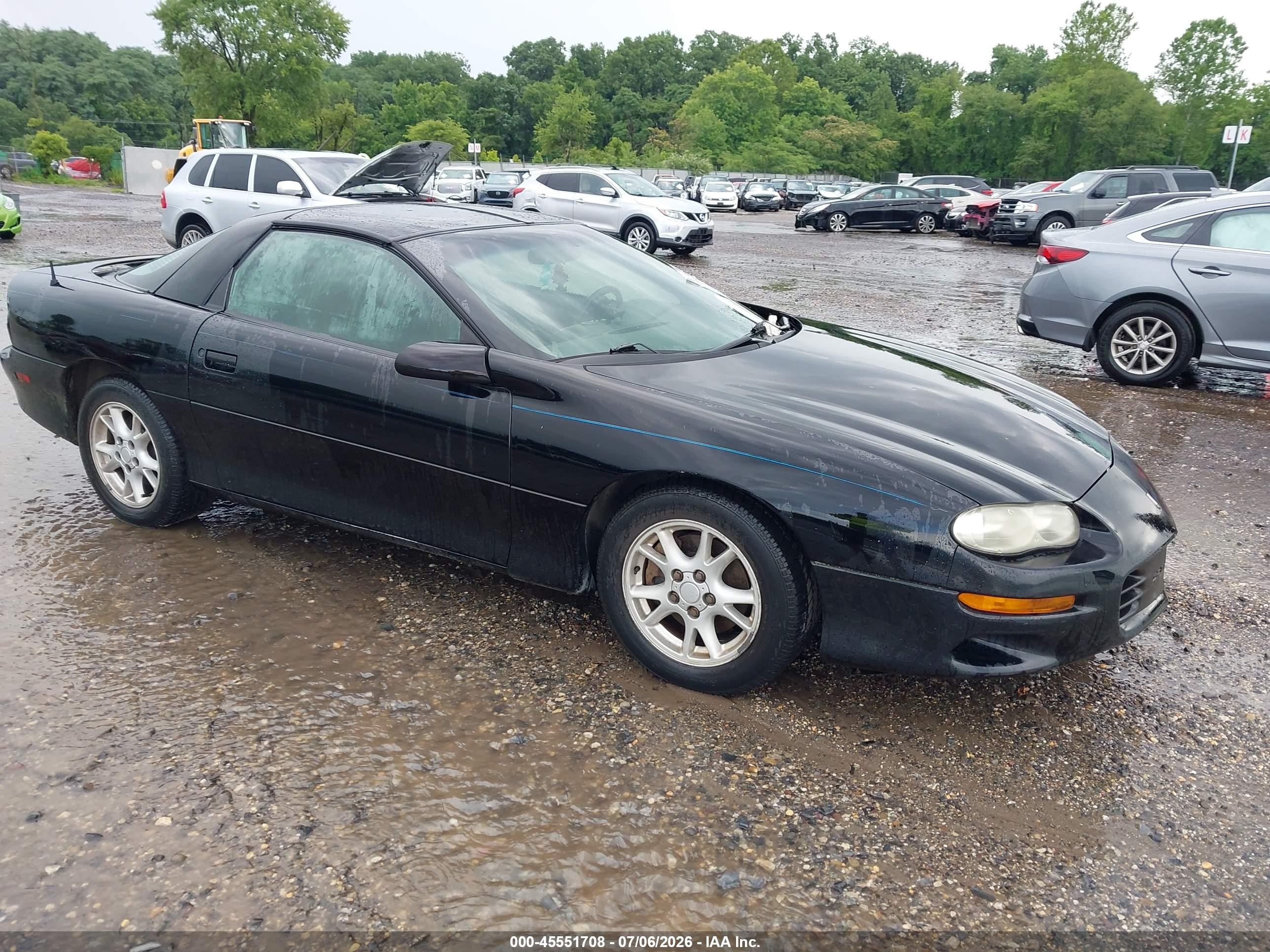 2002 Chevrolet Camaro, VIN 2G1FP22K022123713 — Normal wear