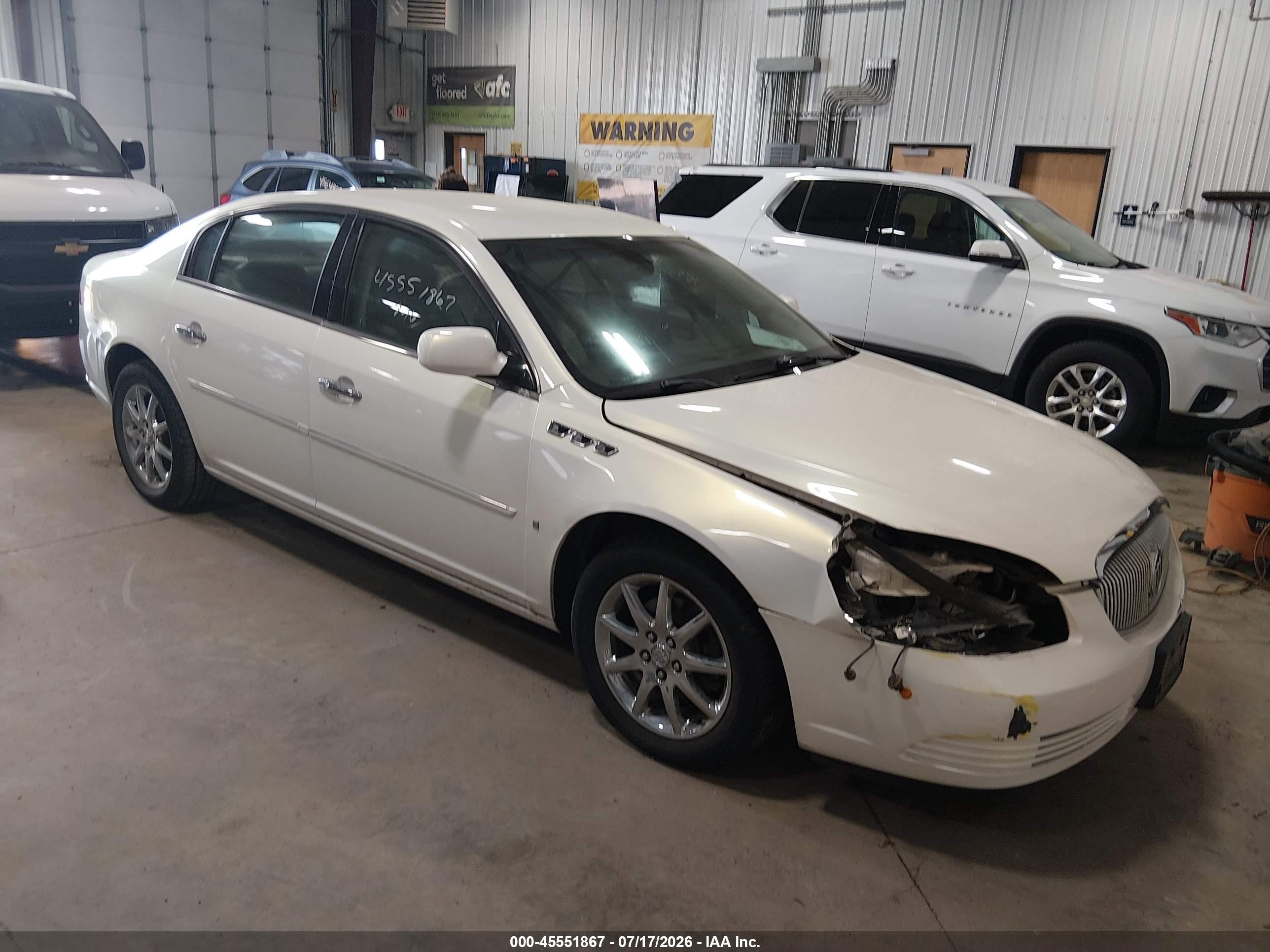 2007 Buick Lucerne CXL, VIN 1G4HD57257U174043 — Перед