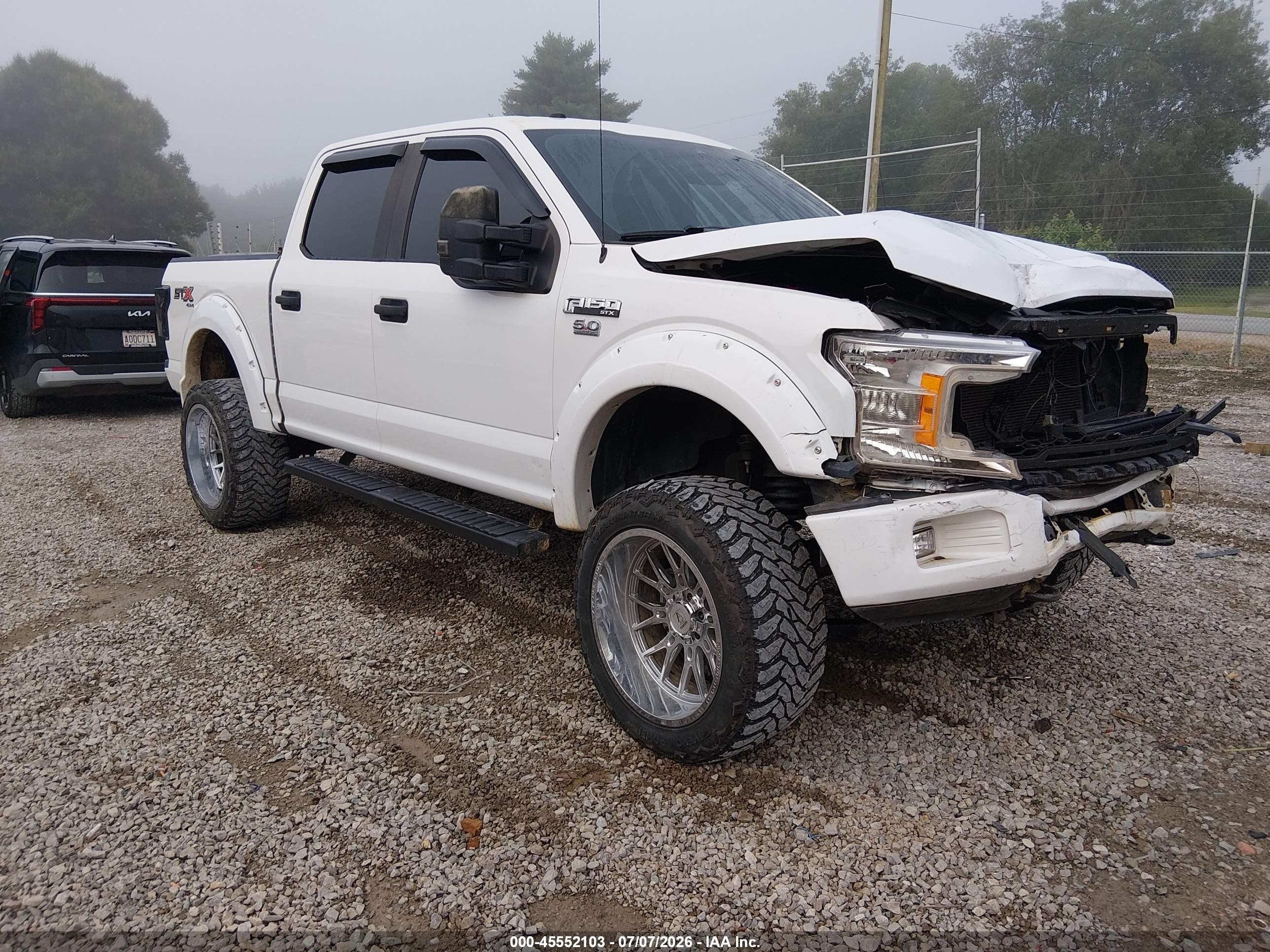 2019 Ford F-150 XL, VIN 1FTEW1E5XKFA50547 — Front end