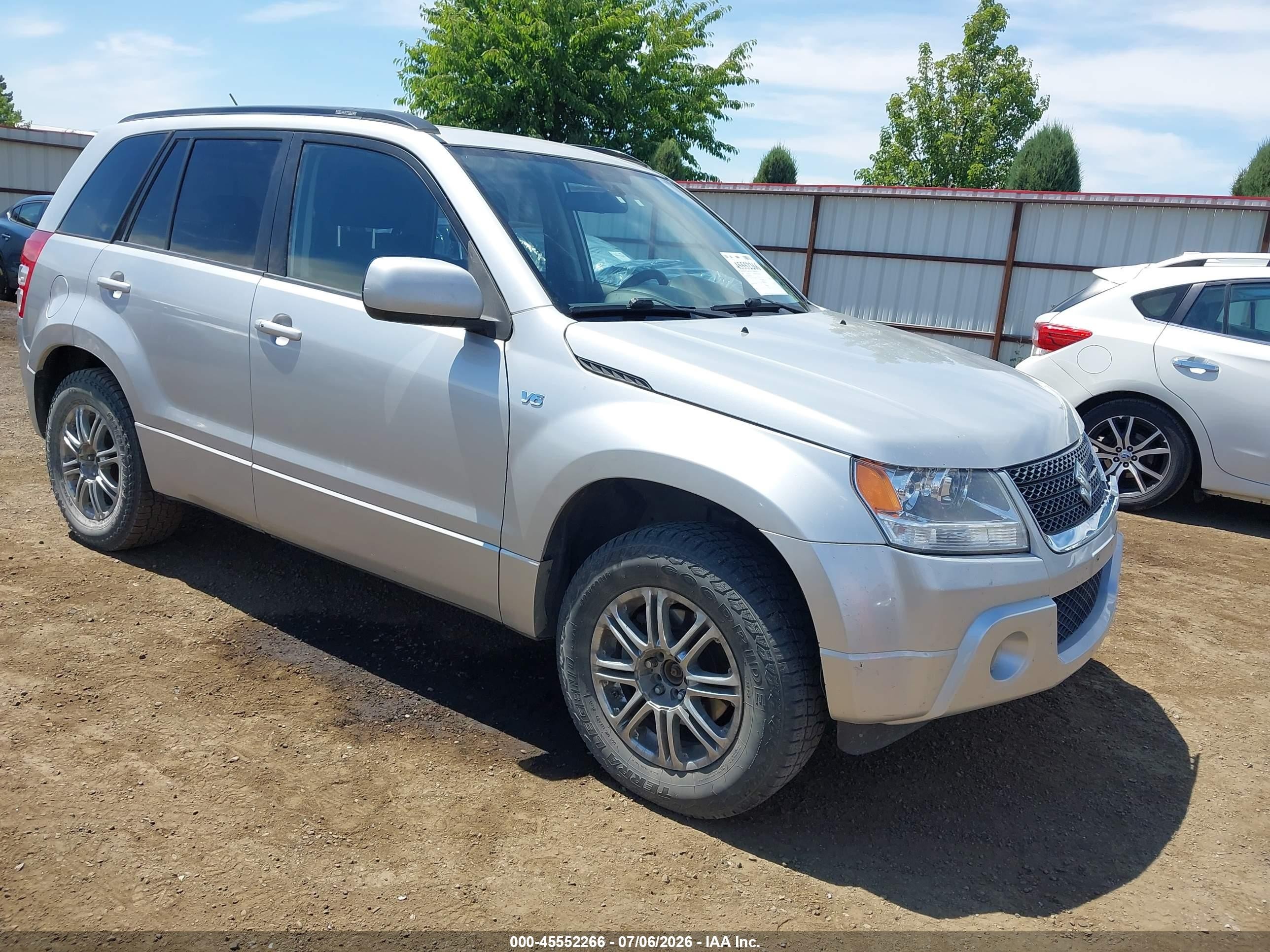 2009 Suzuki Grand Vitara XSport, VIN JS3TD148X94100198 — Перед