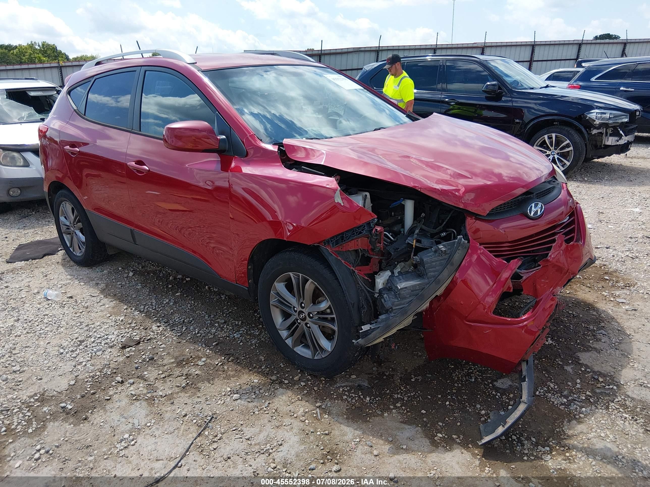 2014 Hyundai Tucson Walking Dead Edition, VIN KM8JUCAG6EU814302 — Перед