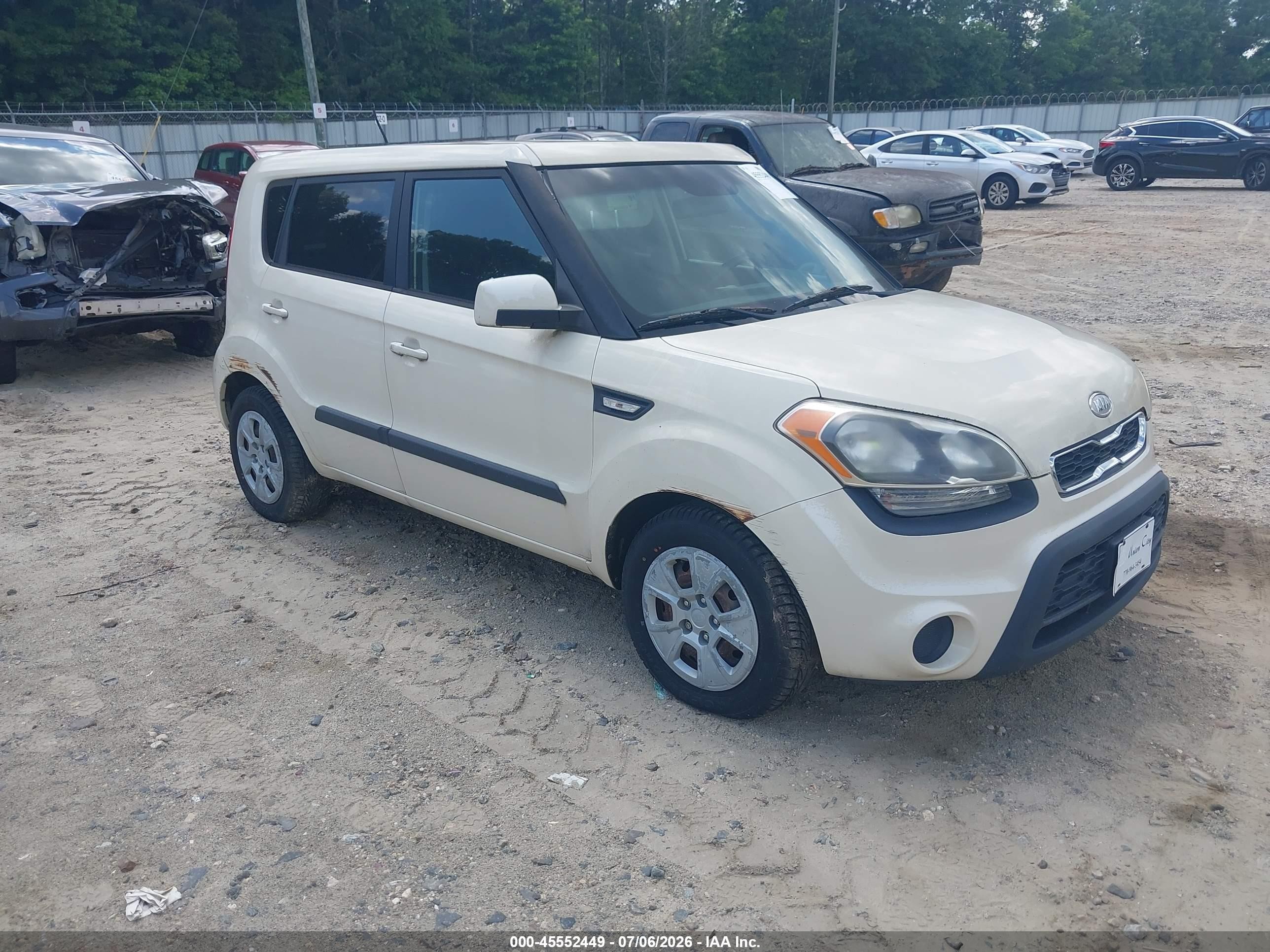 2012 Kia Soul, VIN KNDJT2A56C7447820 — Normal wear