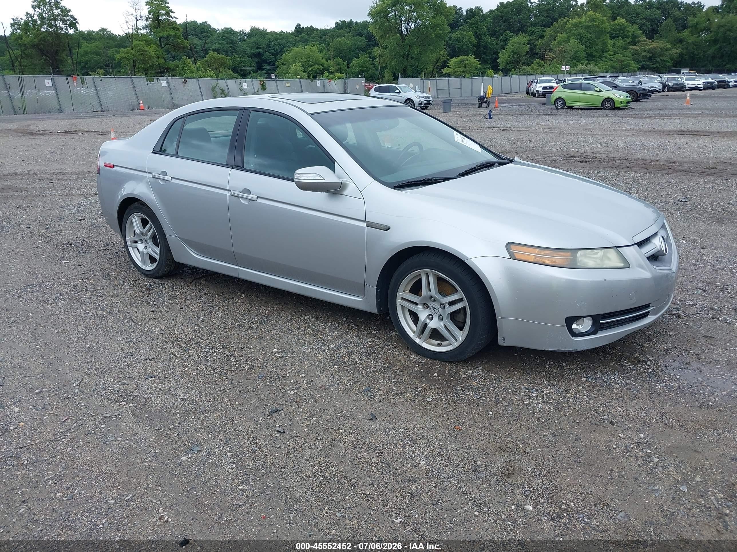 2008 Acura TL, VIN 19UUA66278A037256 — Front end