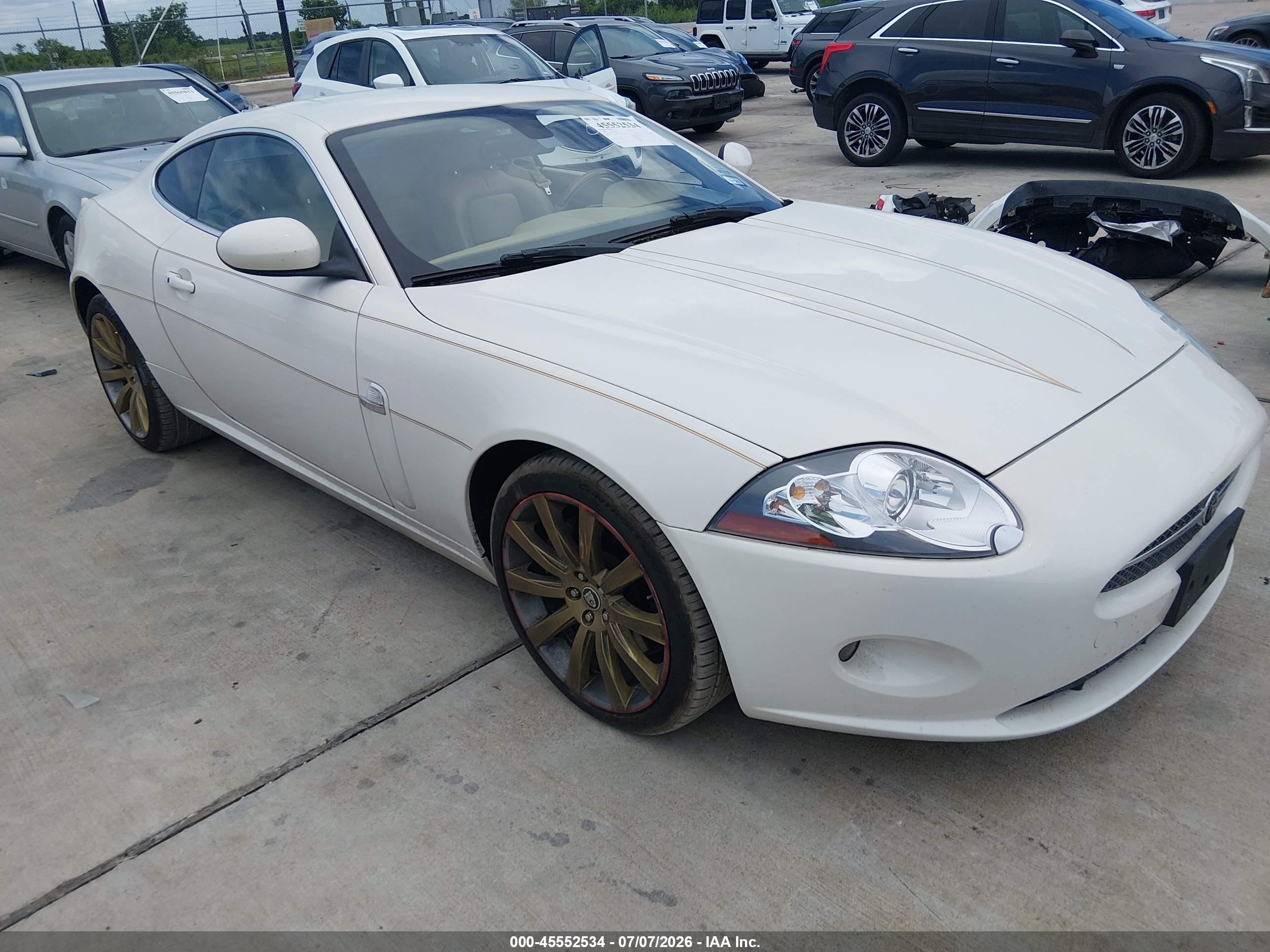 2007 Jaguar XK, VIN SAJWA43BX75B11765 — Rear end