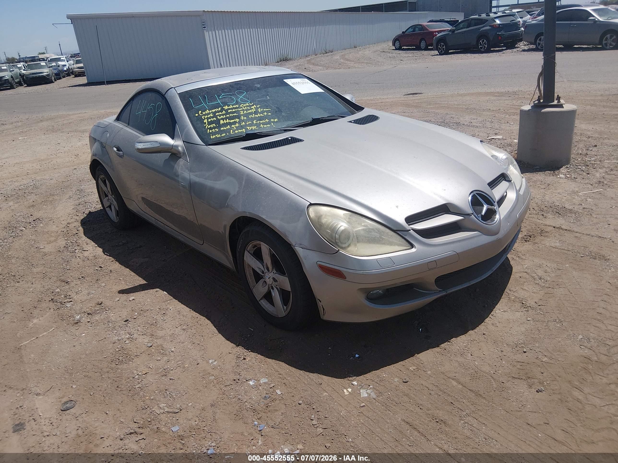 2006 Mercedes-Benz SLK 280, VIN WDBWK54F06F076712 — Перед