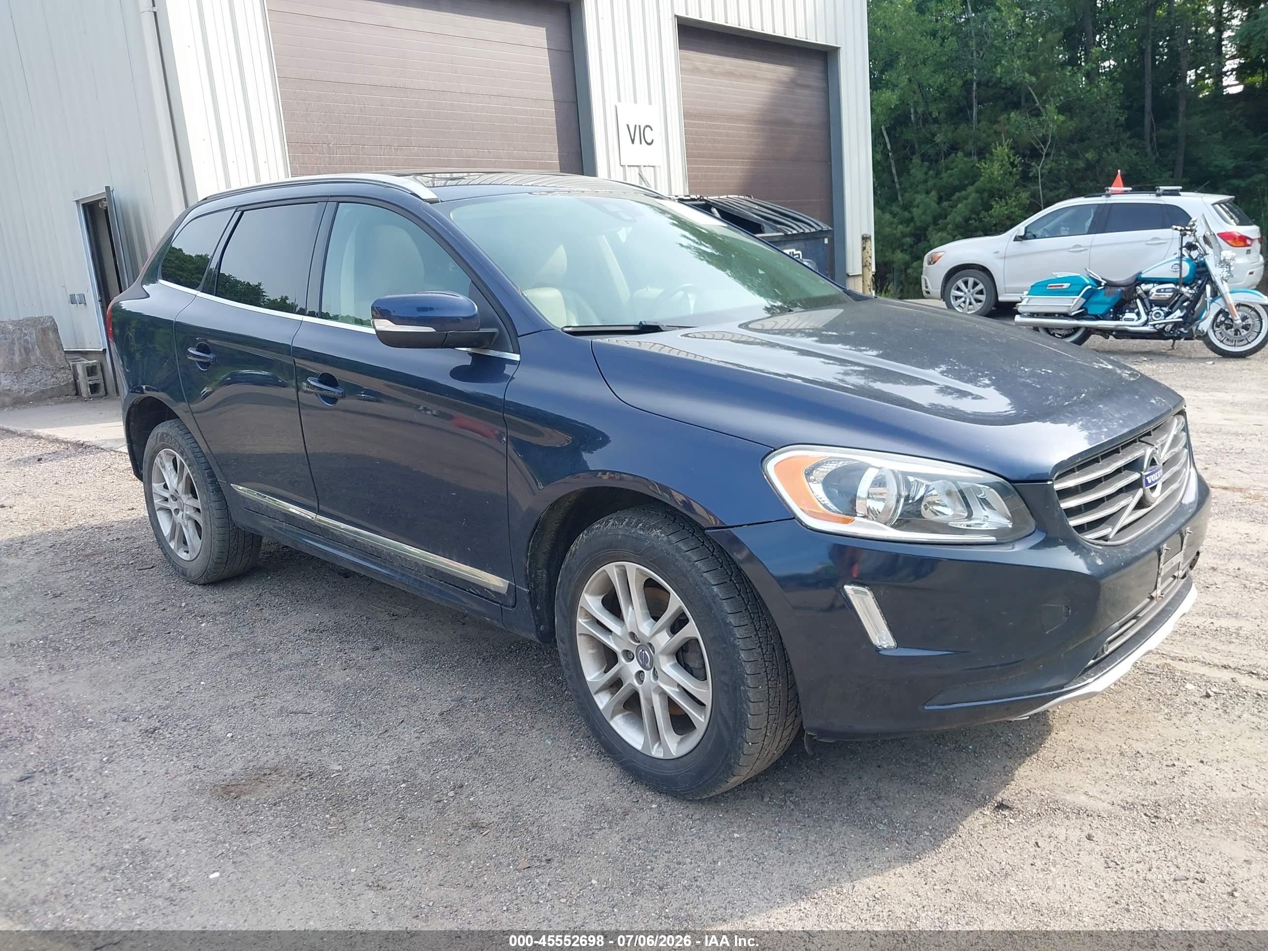 2015 Volvo XC60 T5, VIN YV4612RK5F2711355 — Not stated