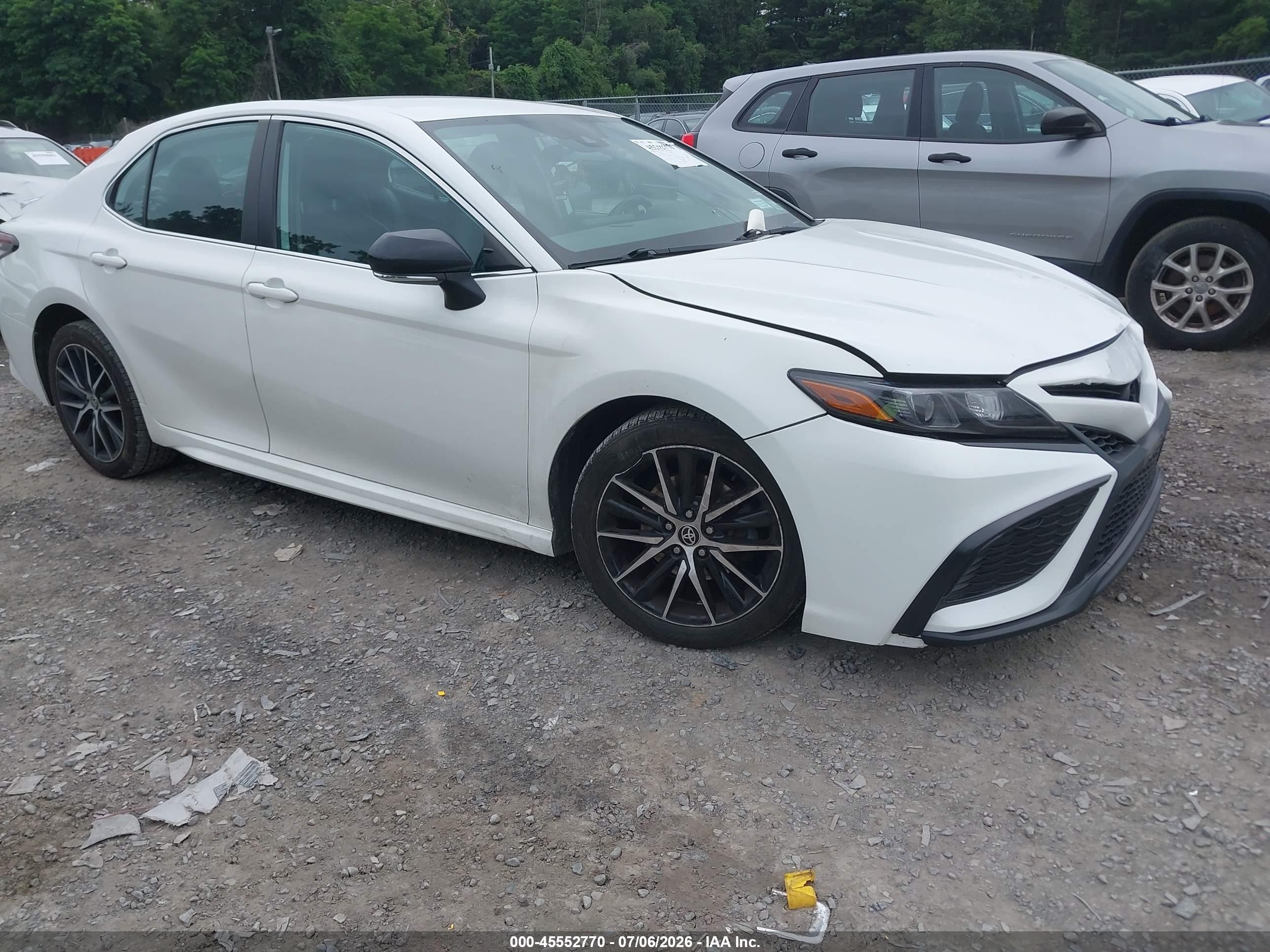 2021 Toyota Camry SE, VIN 4T1G11AK2MU434304 — All over