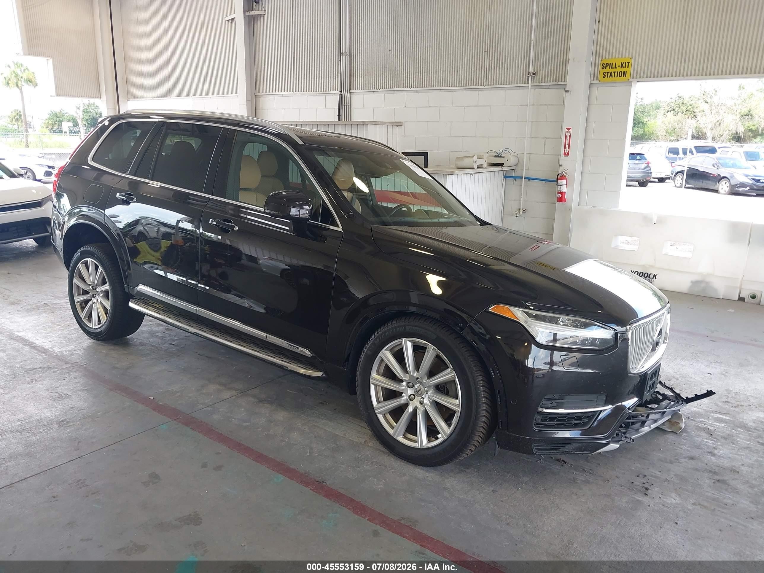 2016 Volvo XC90 T8 Inscription, VIN YV4BC0PL9G1065995 — Undercarriage