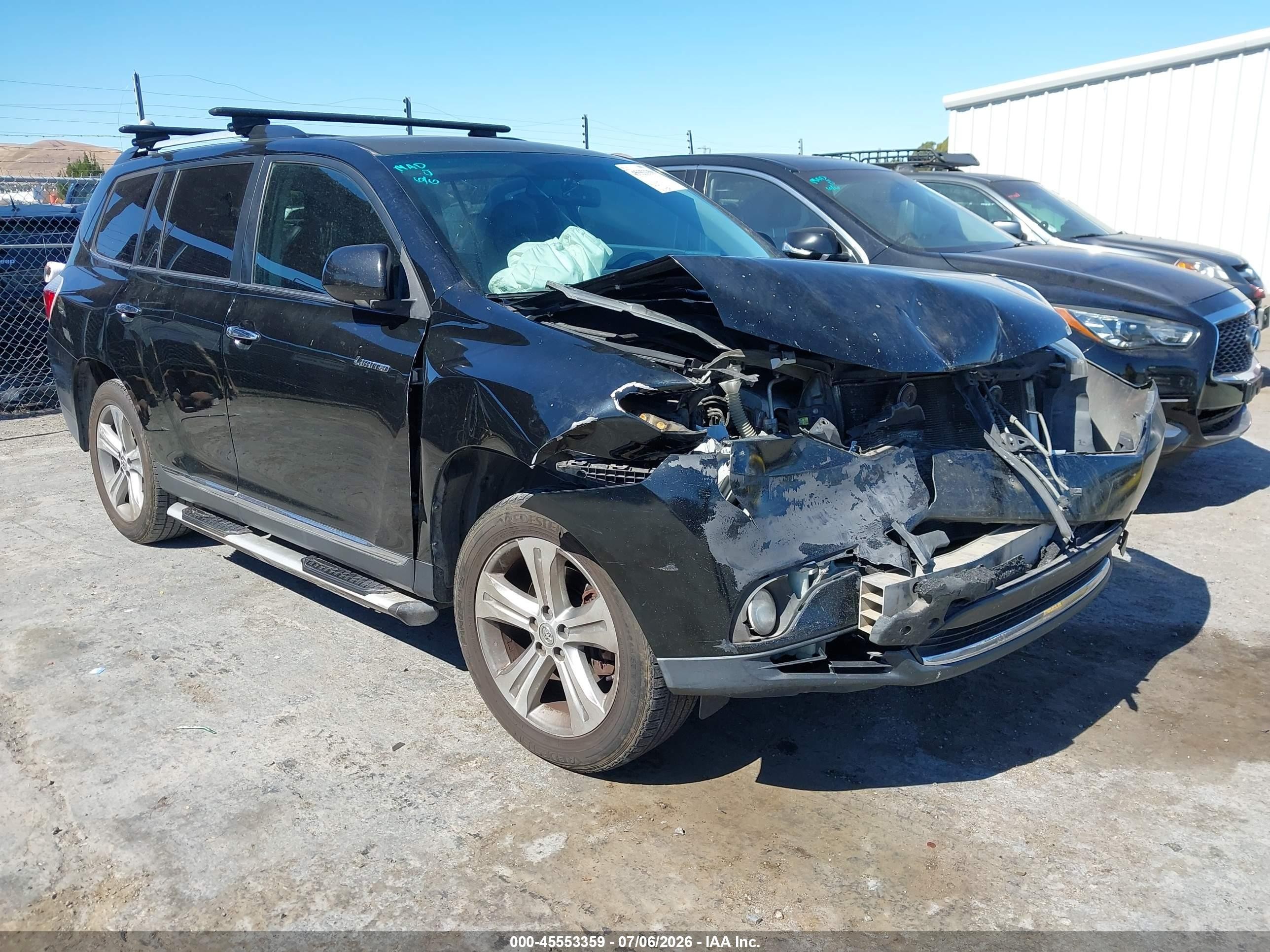 2011 Toyota Highlander Limited, VIN 5TDYK3EH1BS037829 — Front end