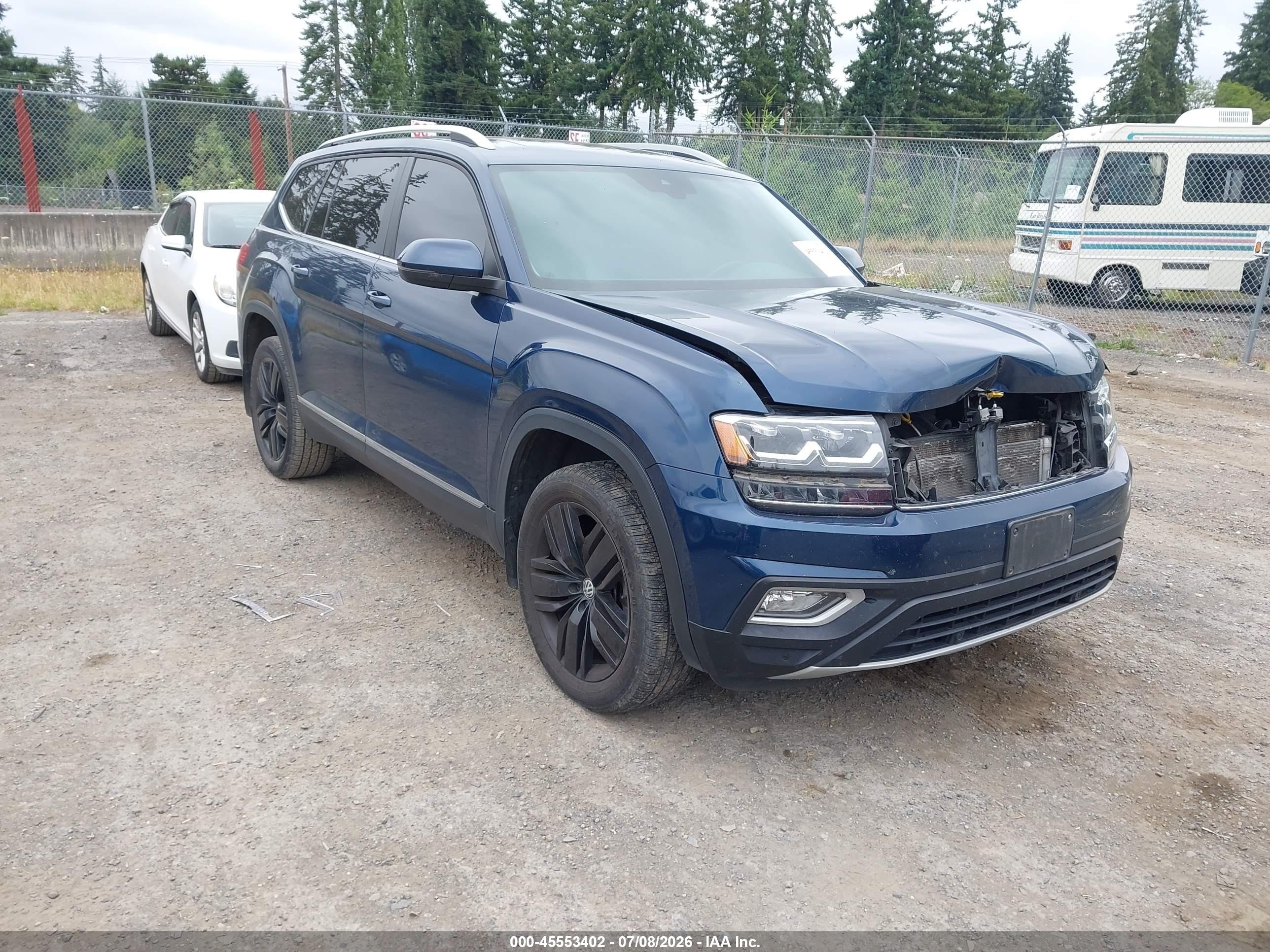 2019 Volkswagen Atlas SEL, VIN 1V2MR2CA4KC619269 — Front end