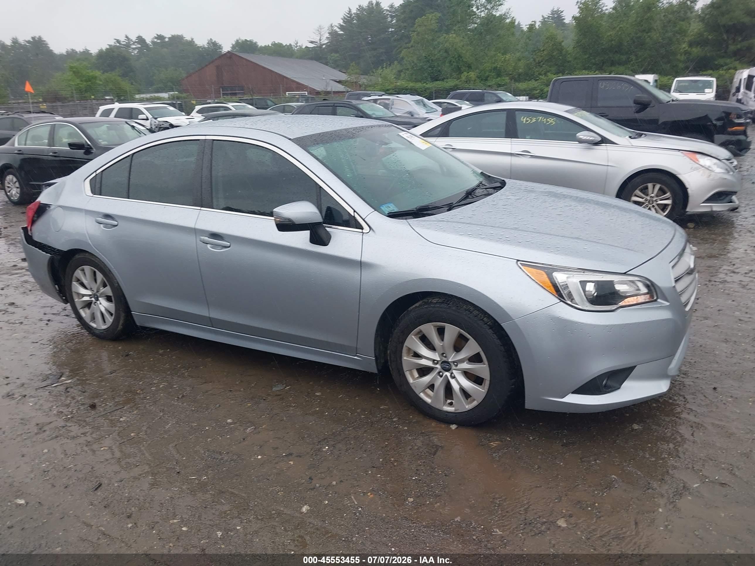 2016 Subaru Legacy Premium, VIN 4S3BNAF6XG3033673 — Зад