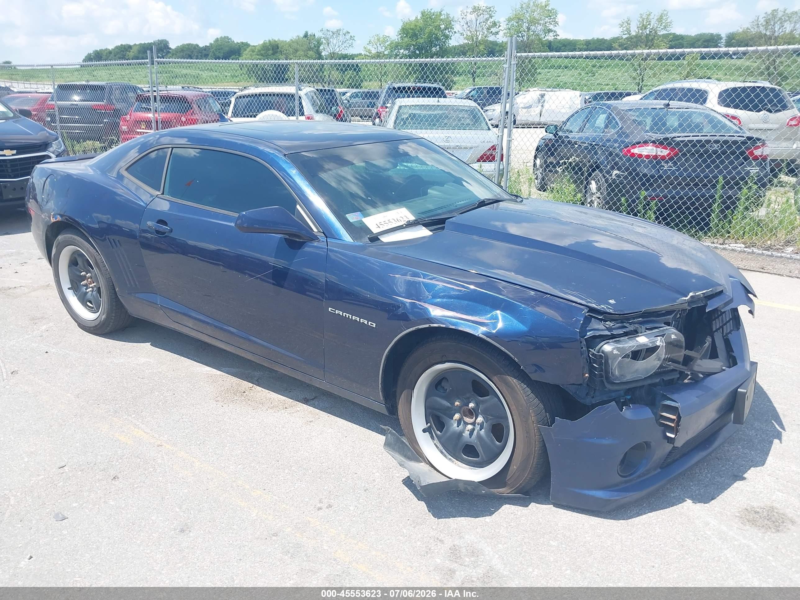 2012 Chevrolet Camaro 1LT, VIN 2G1FB1E37C9145570 — Front end