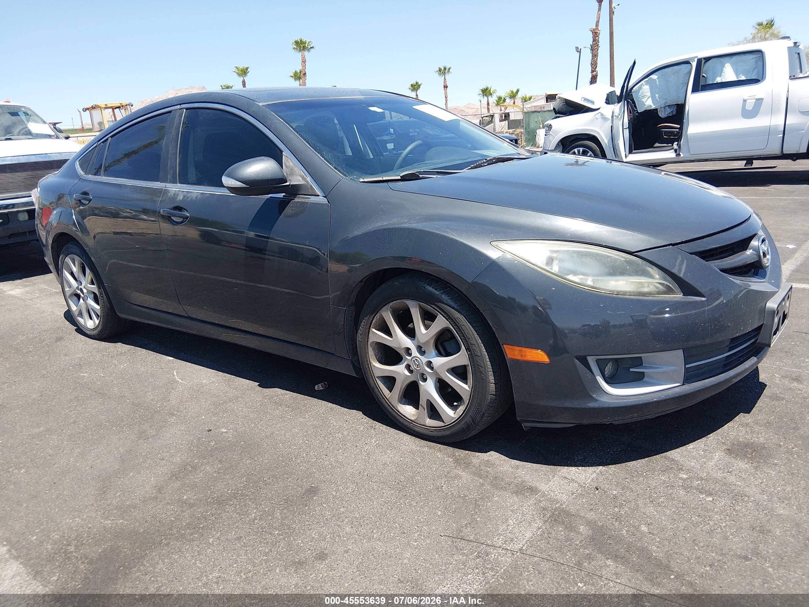 2013 Mazda 6 S Grand Touring, VIN 1YVHZ8CB8D5M11251 — Side