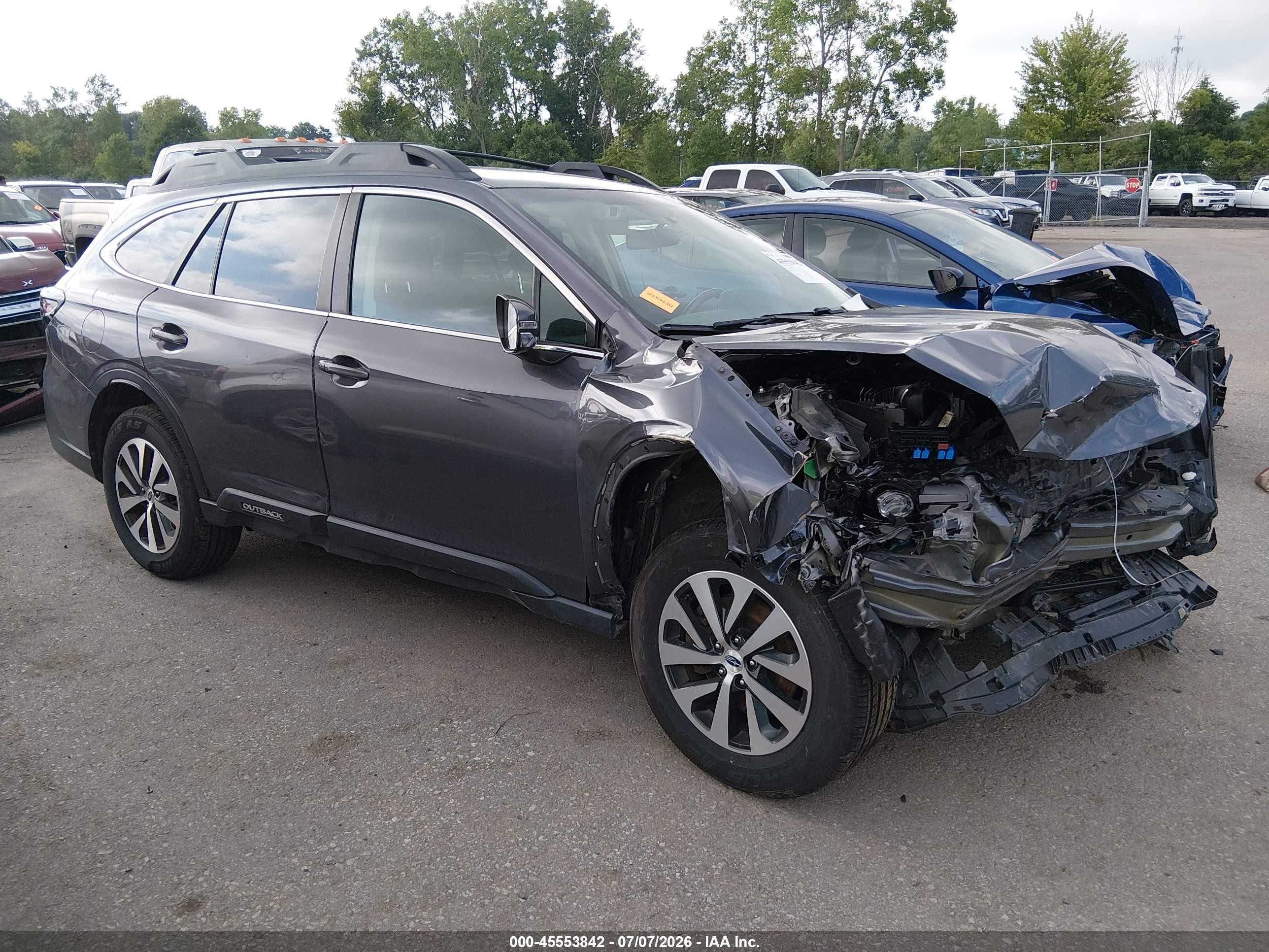 2022 Subaru Outback Premium, VIN 4S4BTACC3N3264116 — Front end
