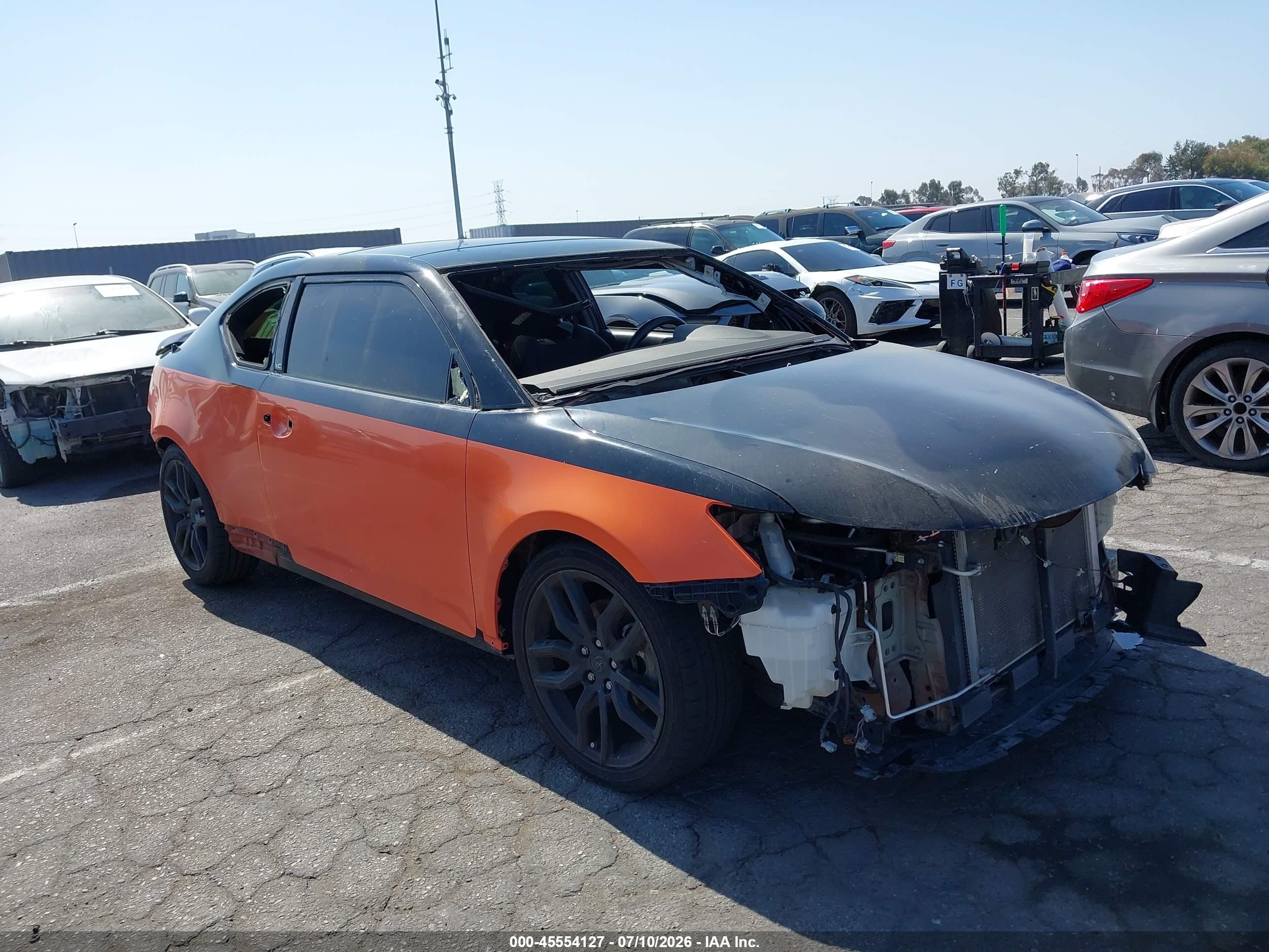 2015 Scion tC, VIN JTKJF5C75FJ005778 — Front end