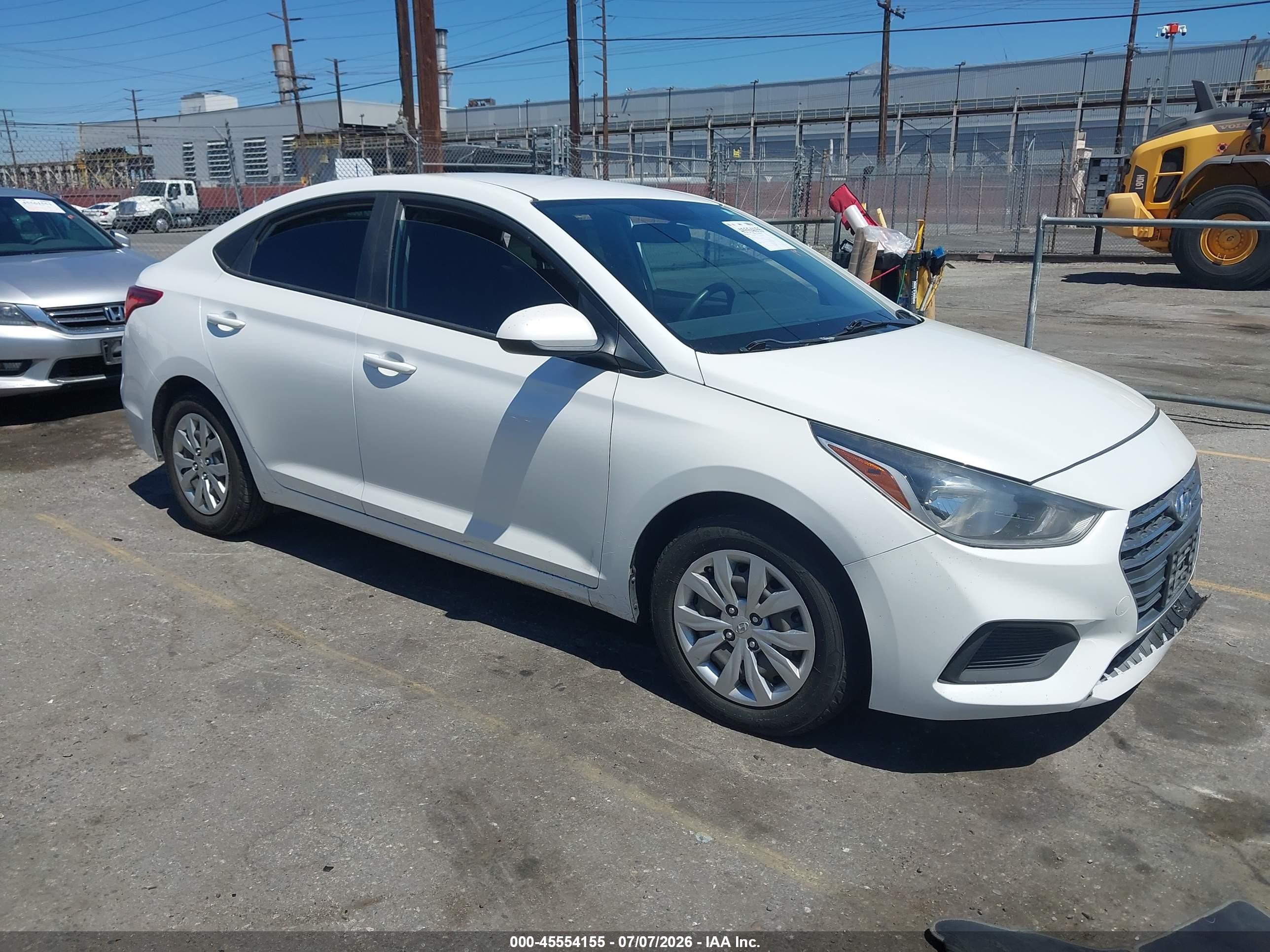 2020 Hyundai Accent SE, VIN 3KPC24A61LE107507 — Front end