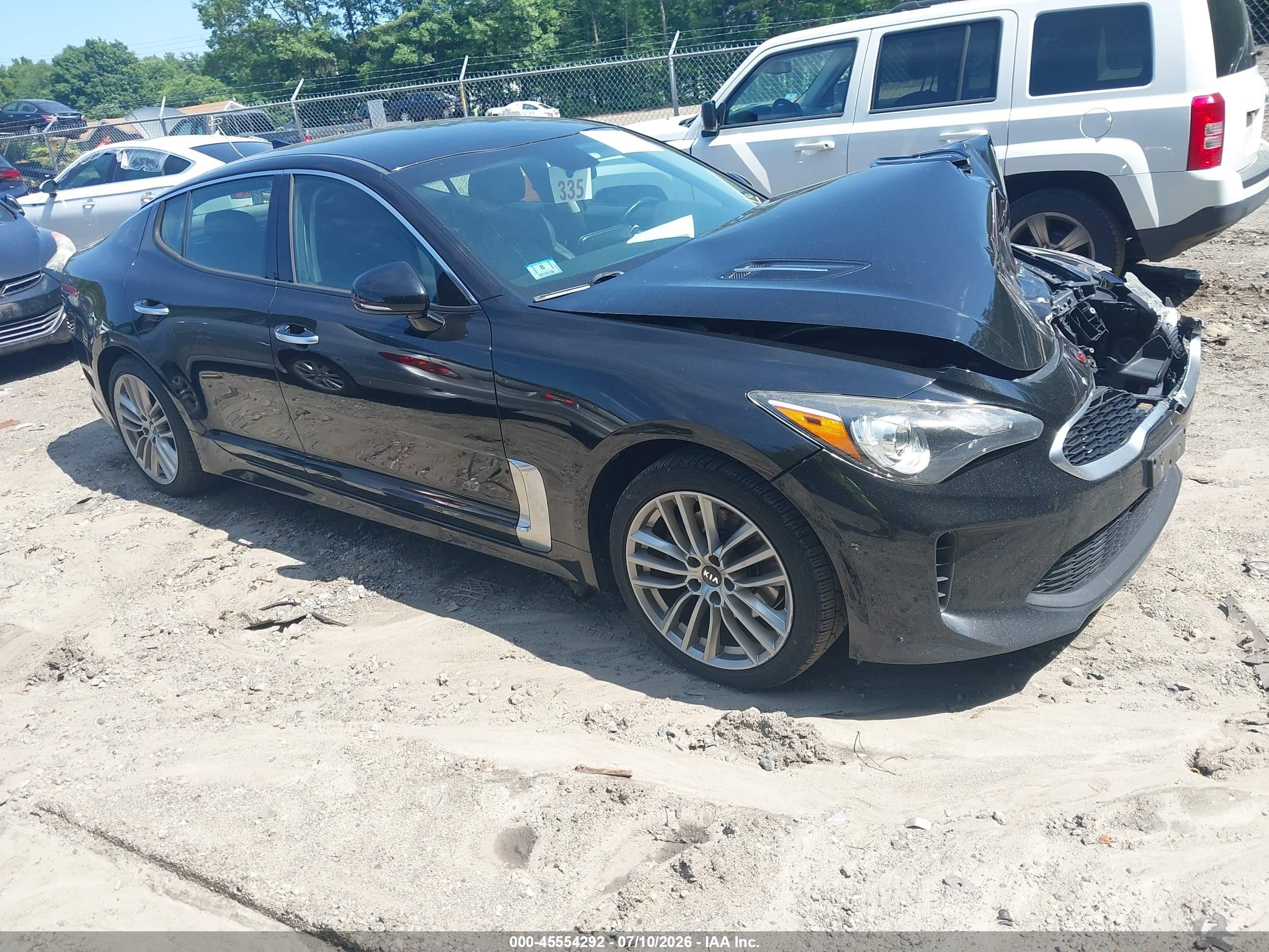 2018 Kia Stinger, VIN KNAE15LA0J6016666 — Перед