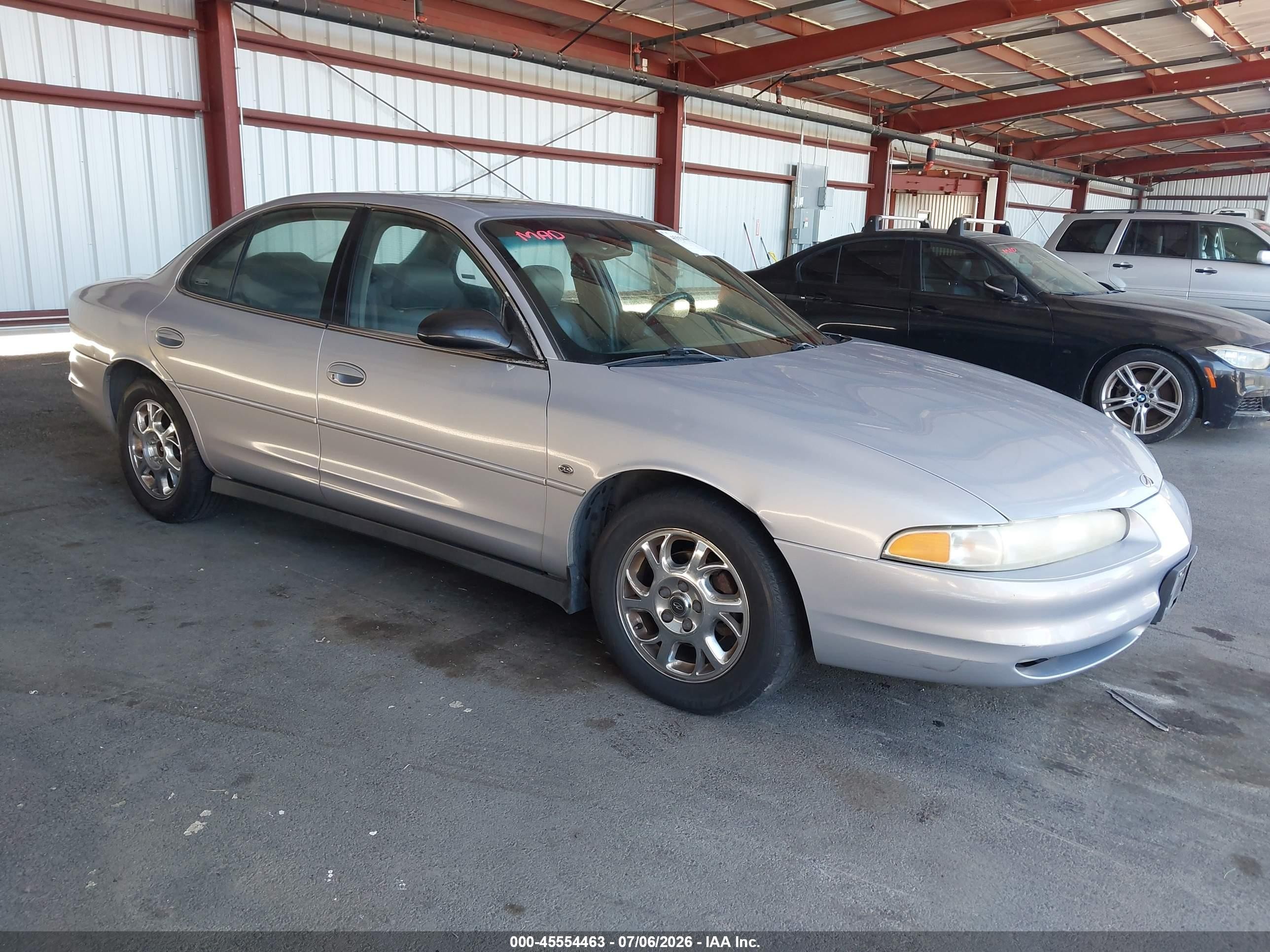 2000 Oldsmobile Intrigue GLS, VIN 1G3WX52H5YF331980 — Бок