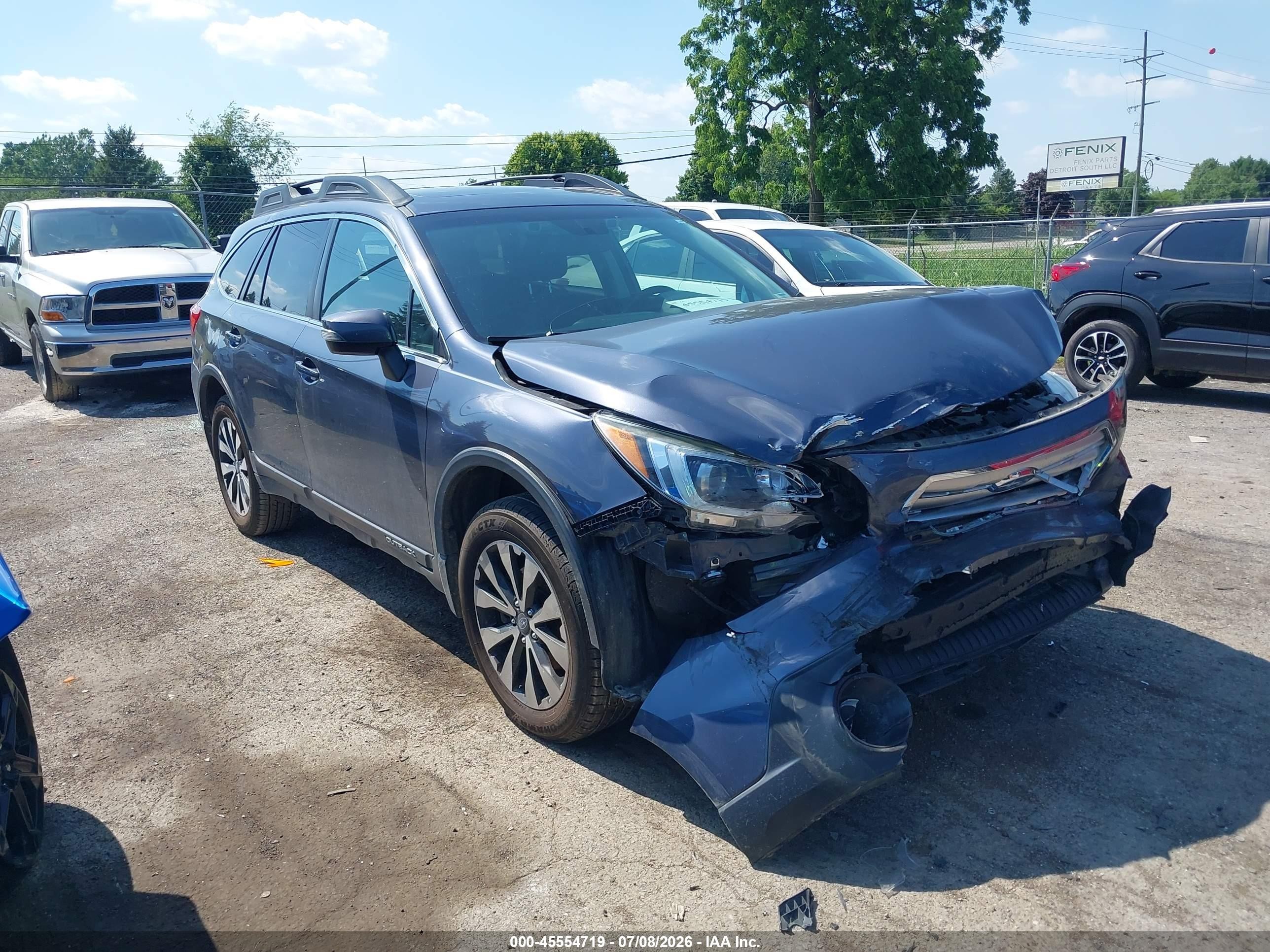 2016 Subaru Outback Limited, VIN 4S4BSANC0G3335162 — Front end