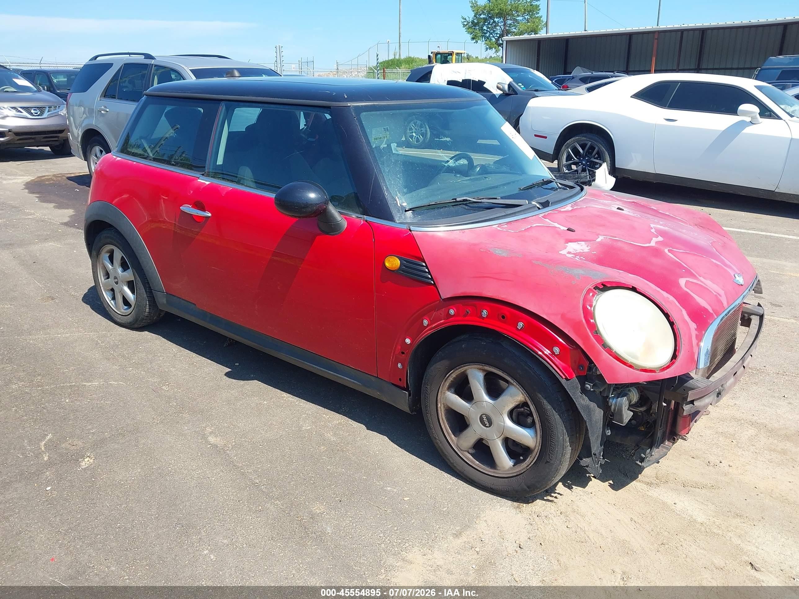 2010 MINI Hardtop, VIN WMWMF3C55ATZ21846 — Front end