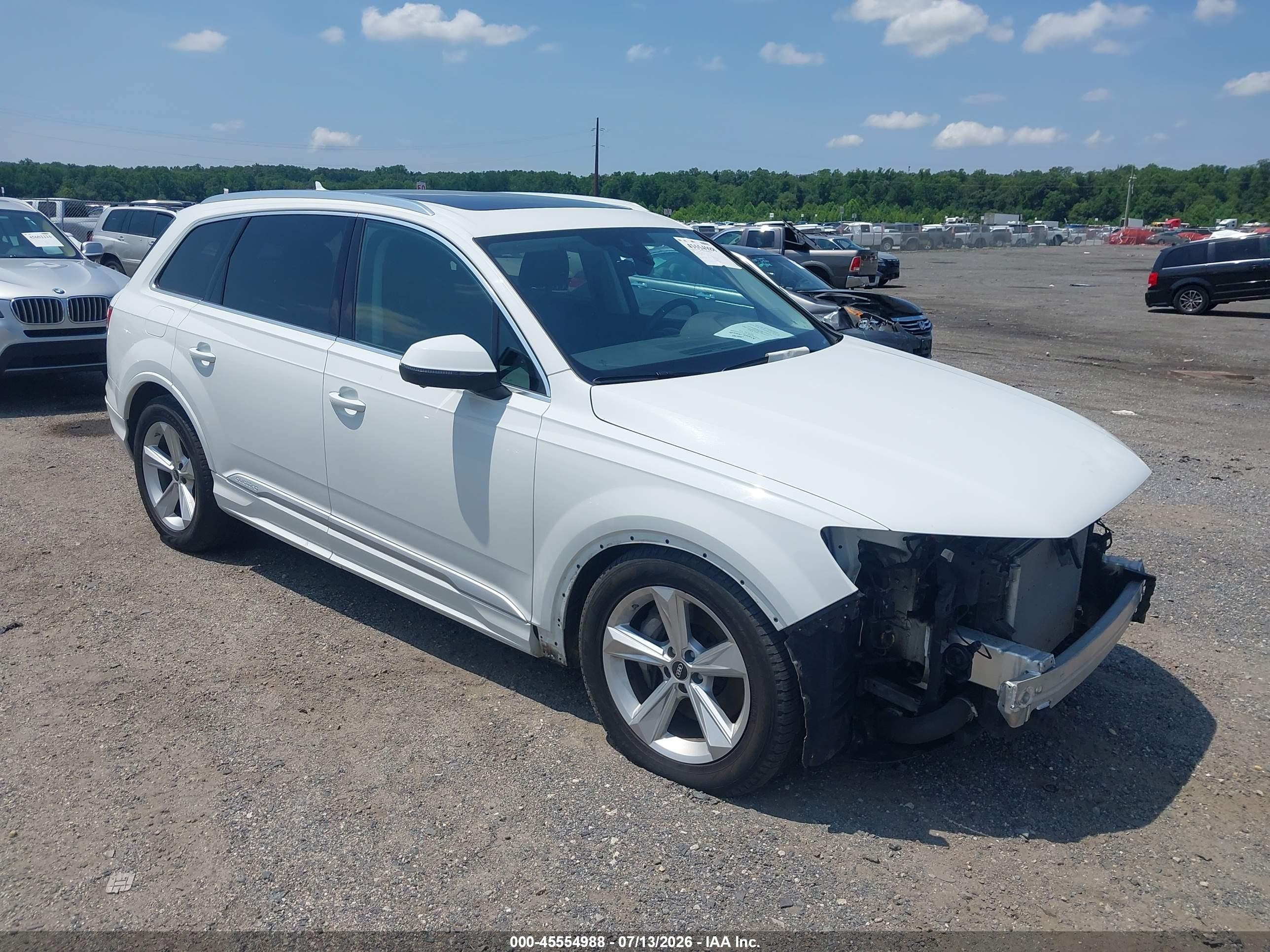 2024 Audi Q7 Premium Plus, VIN WA1LCBF73RD003219 — Front end