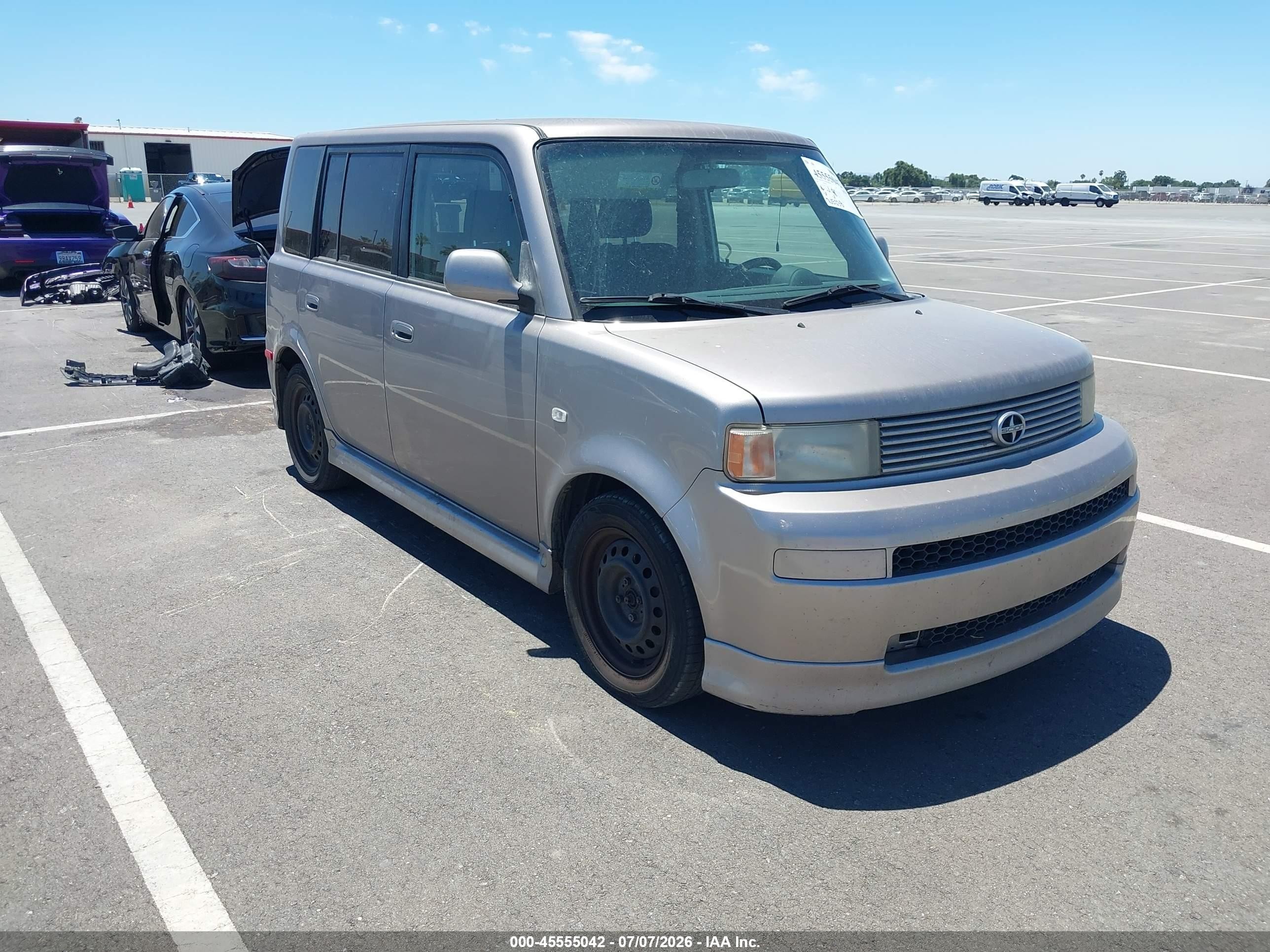 2005 Scion xB, VIN JTLKT324X50219304 — Rear end