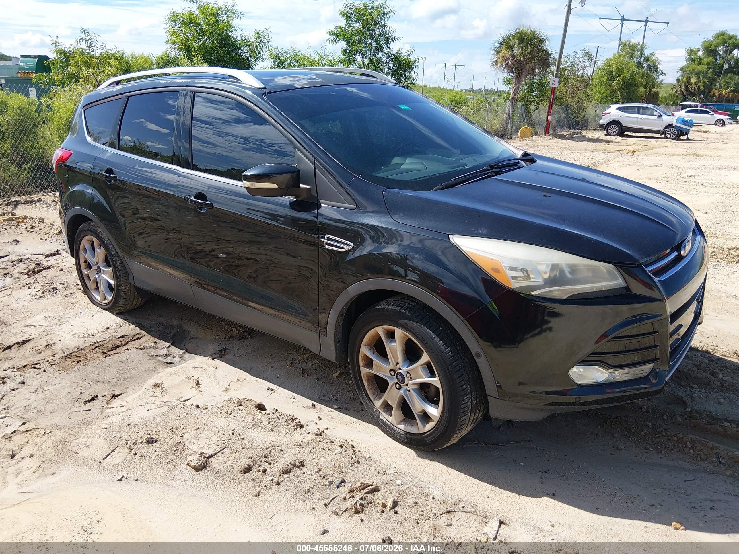 2015 Ford Escape Titanium, VIN 1FMCU0JXXFUC87356 — Normal wear