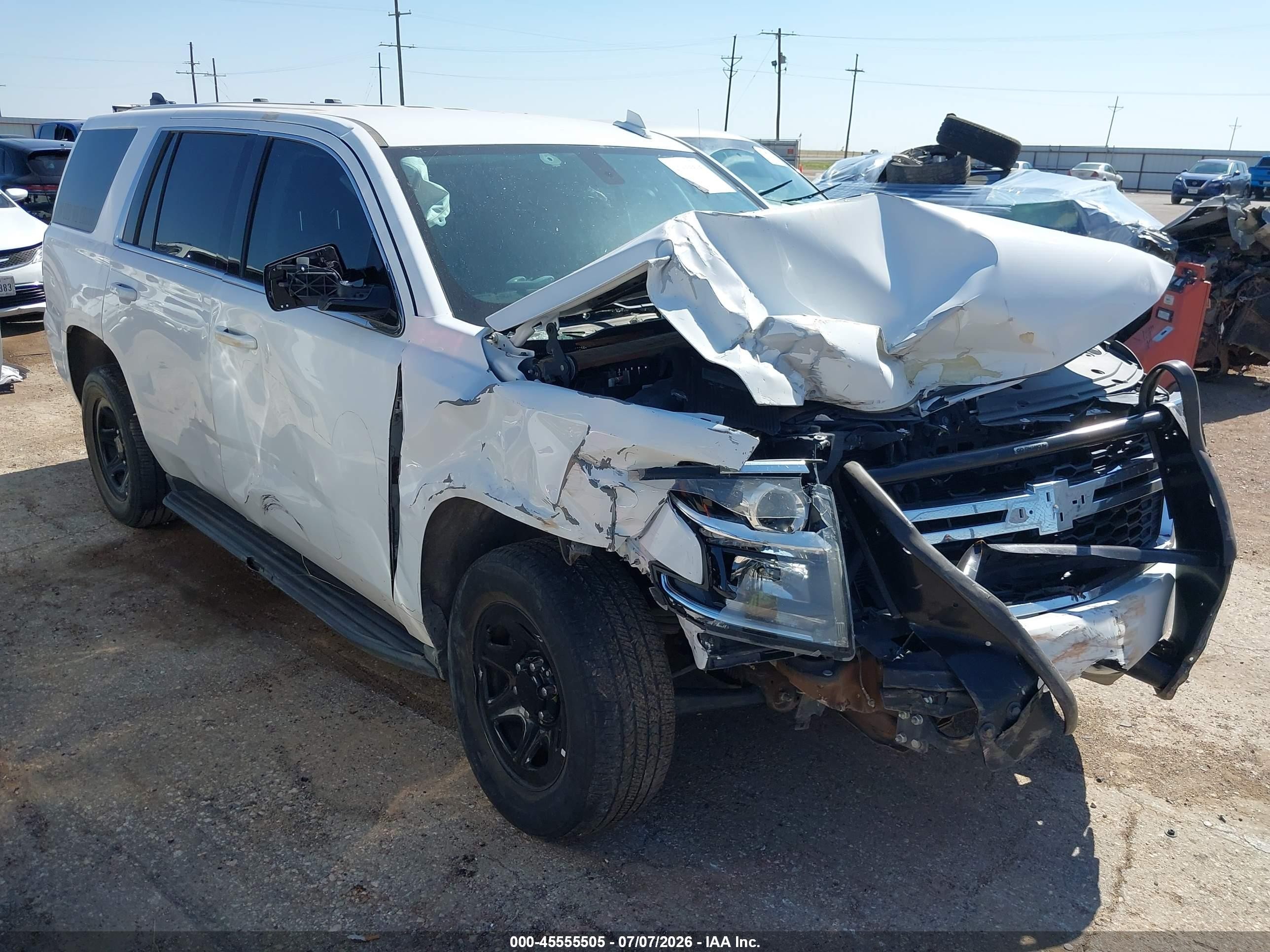 2020 Chevrolet Tahoe Commercial, VIN 1GNLCDEC8LR306773 — Front end