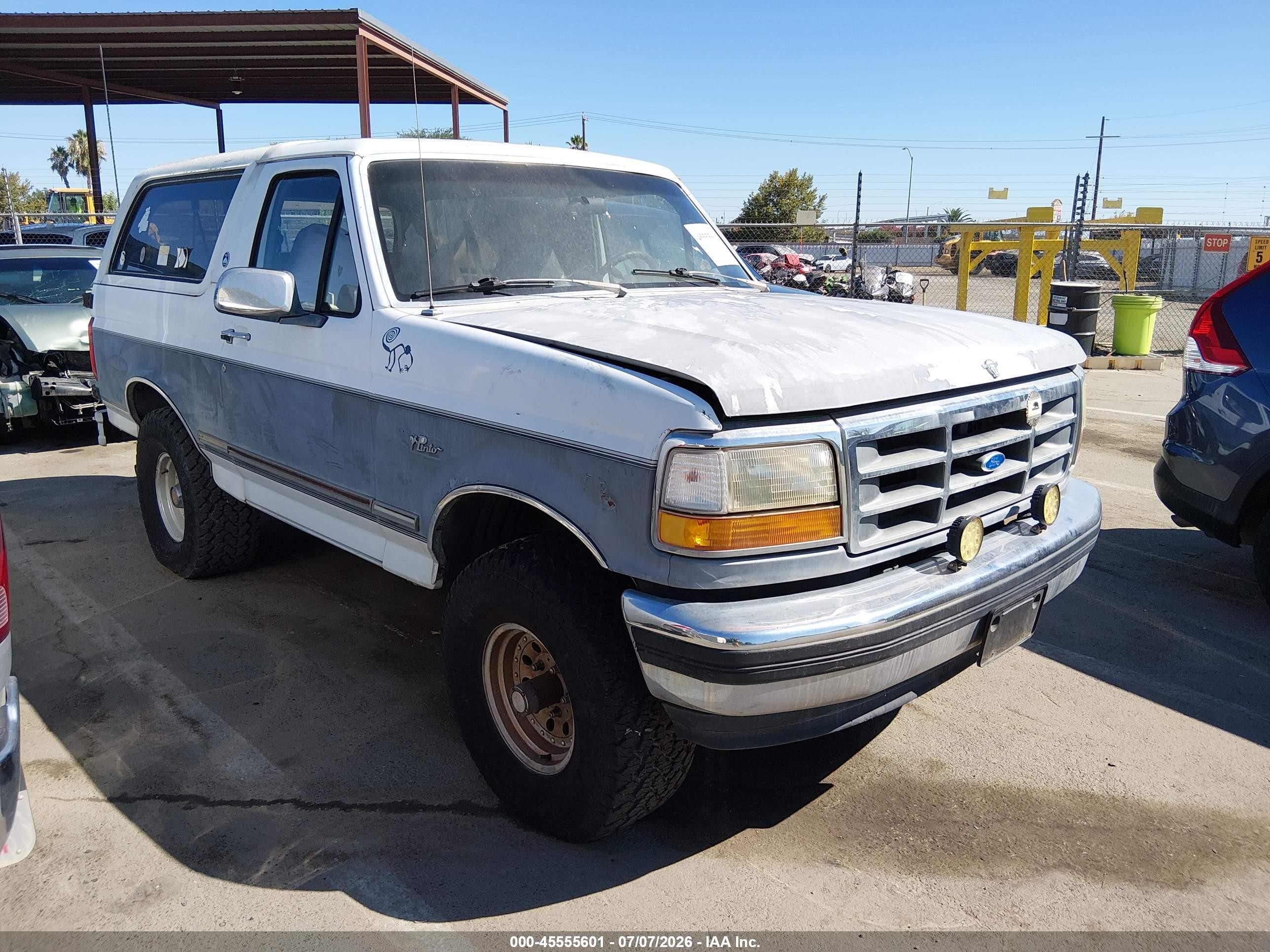 1993 Ford Bronco Custom, VIN 1FMEU15H7PLA74048 — Normal wear