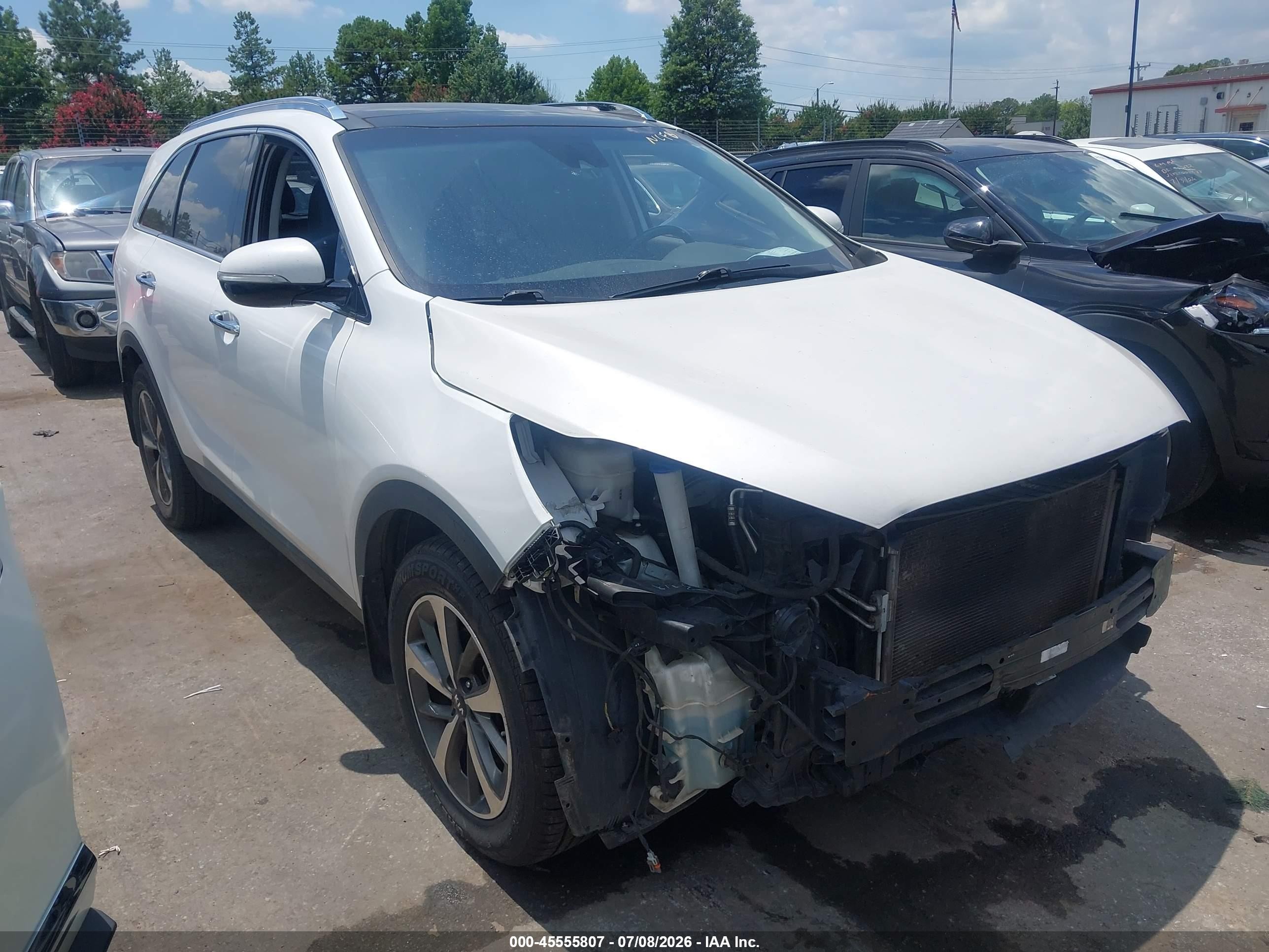2019 Kia Sorento EX, VIN 5XYPH4A56KG504400 — Front end