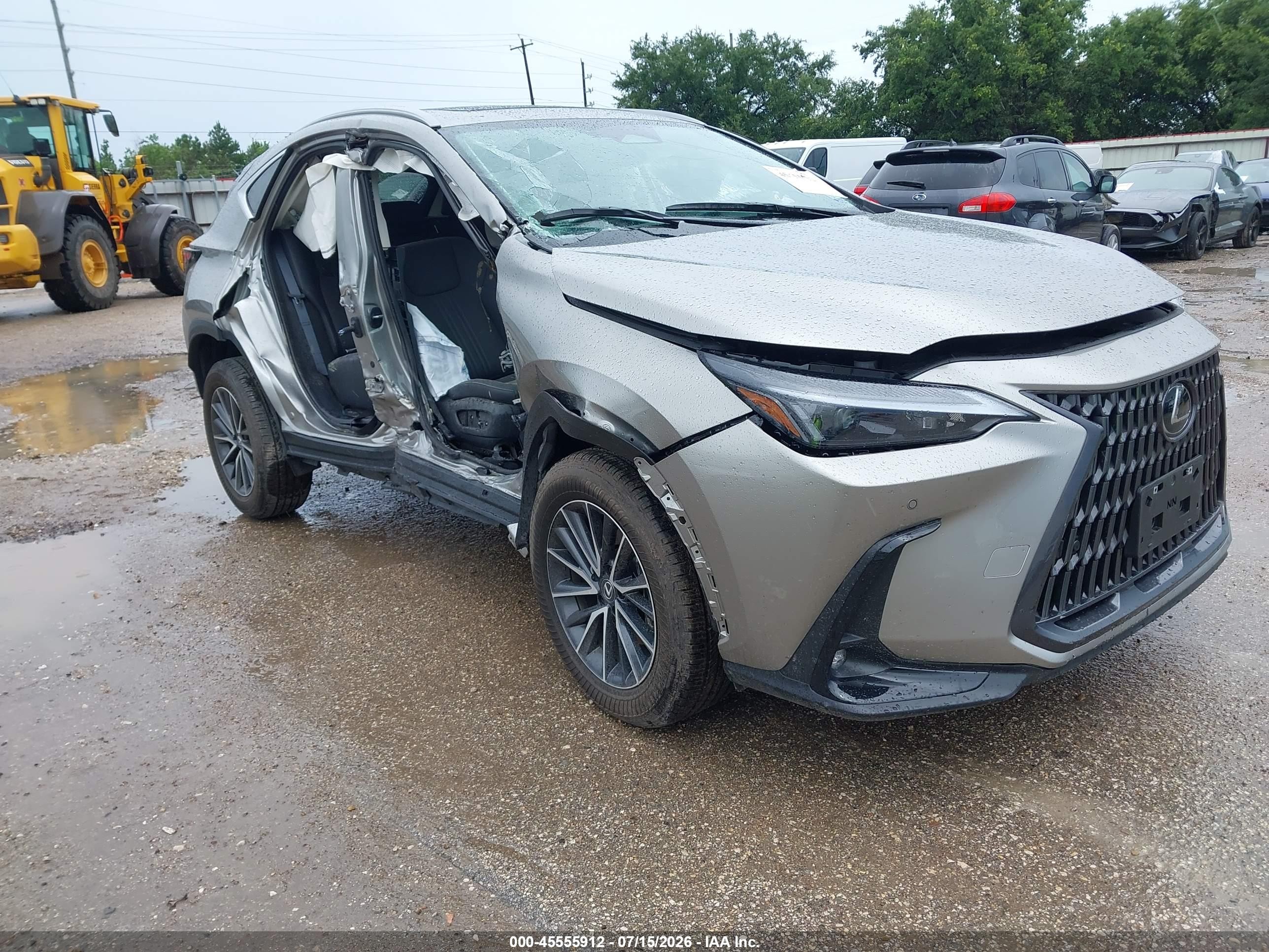 2025 Lexus NX 250 Premium, VIN 2T2GDCAZ2SC018120 — Бок