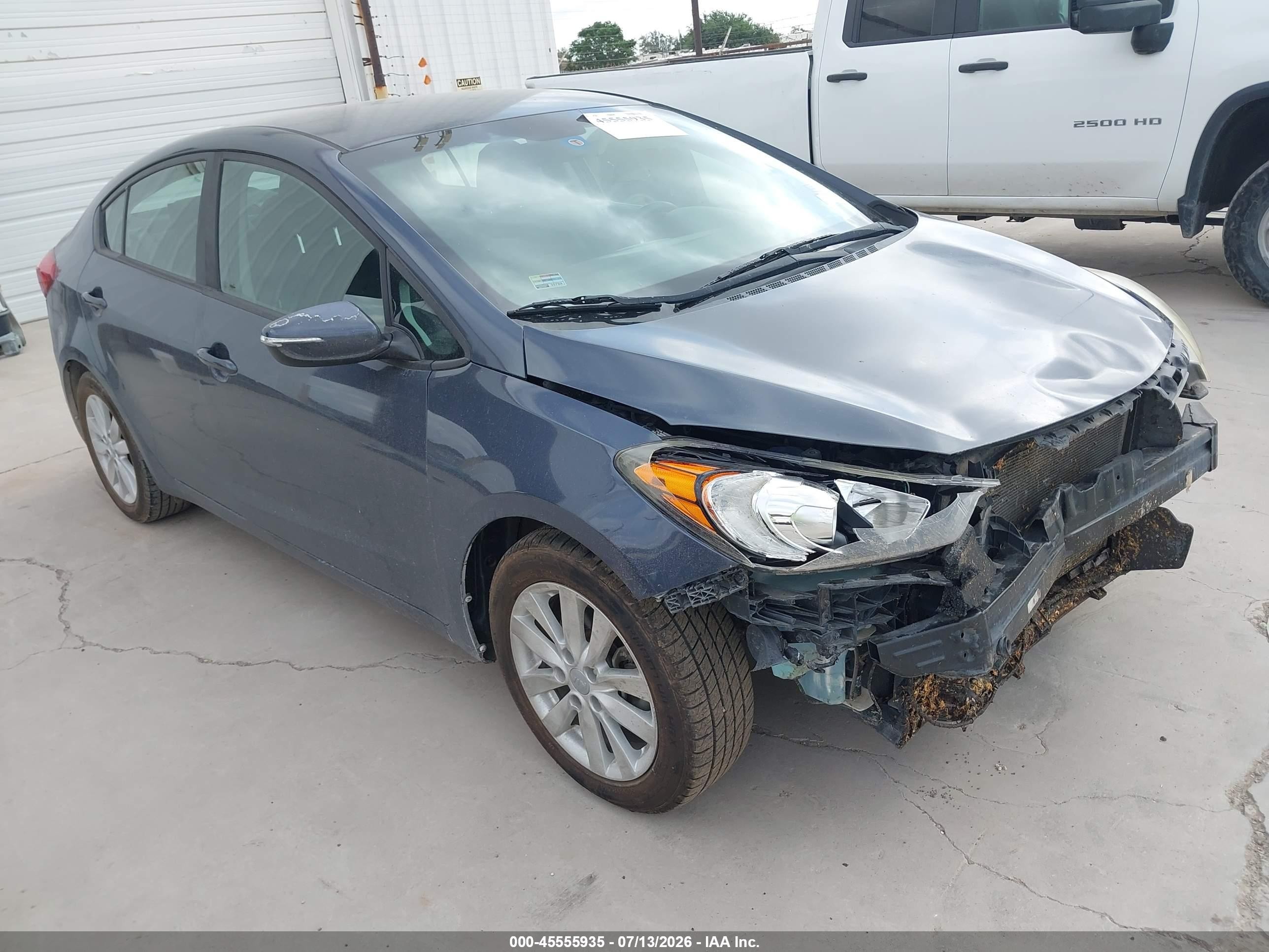 2016 Kia Forte LX, VIN KNAFX4A6XG5541440 — Front end