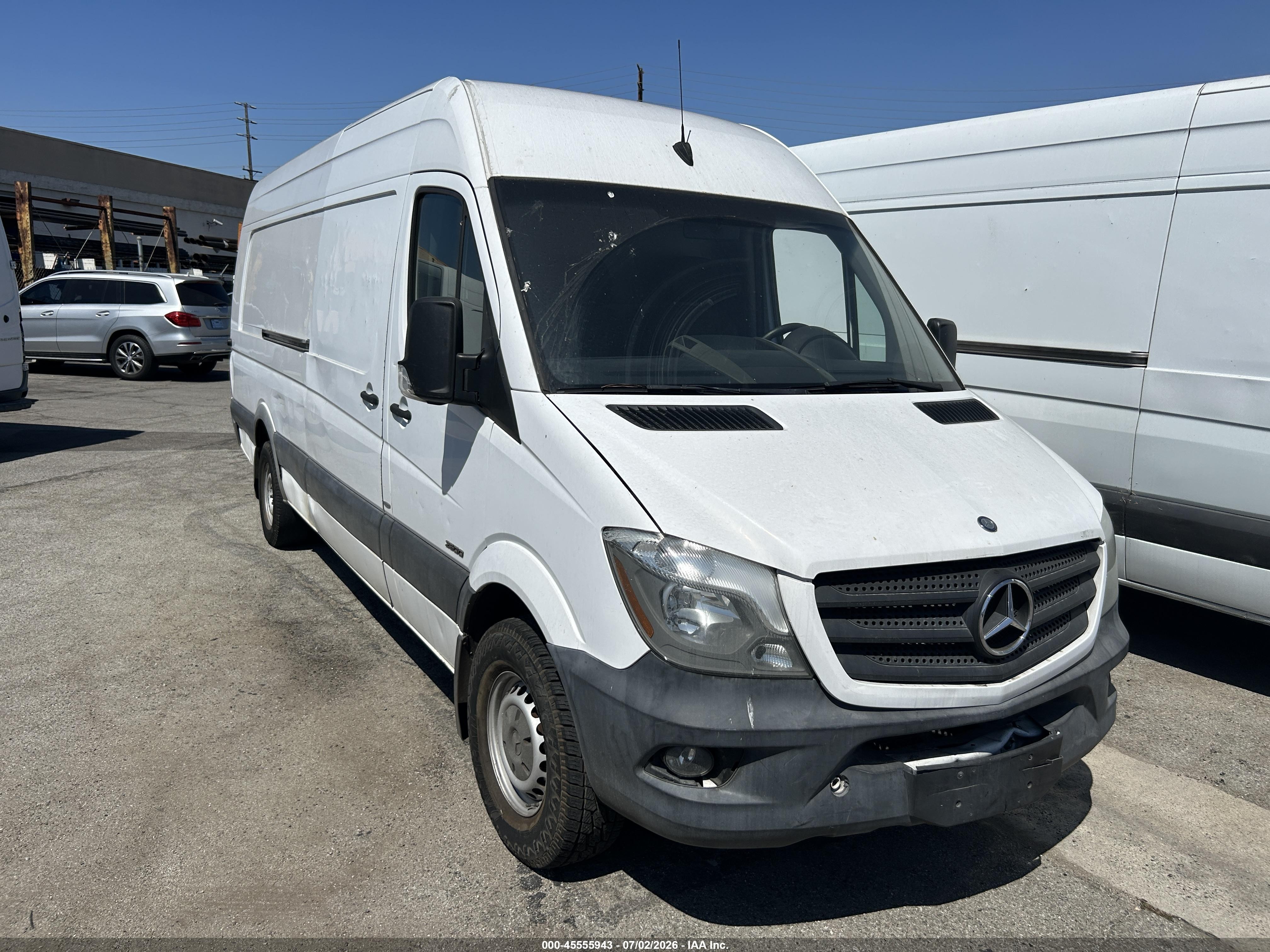 2015 Mercedes-Benz Sprinter Cargo, VIN WD3PE8CCXFP129443 — Normal wear