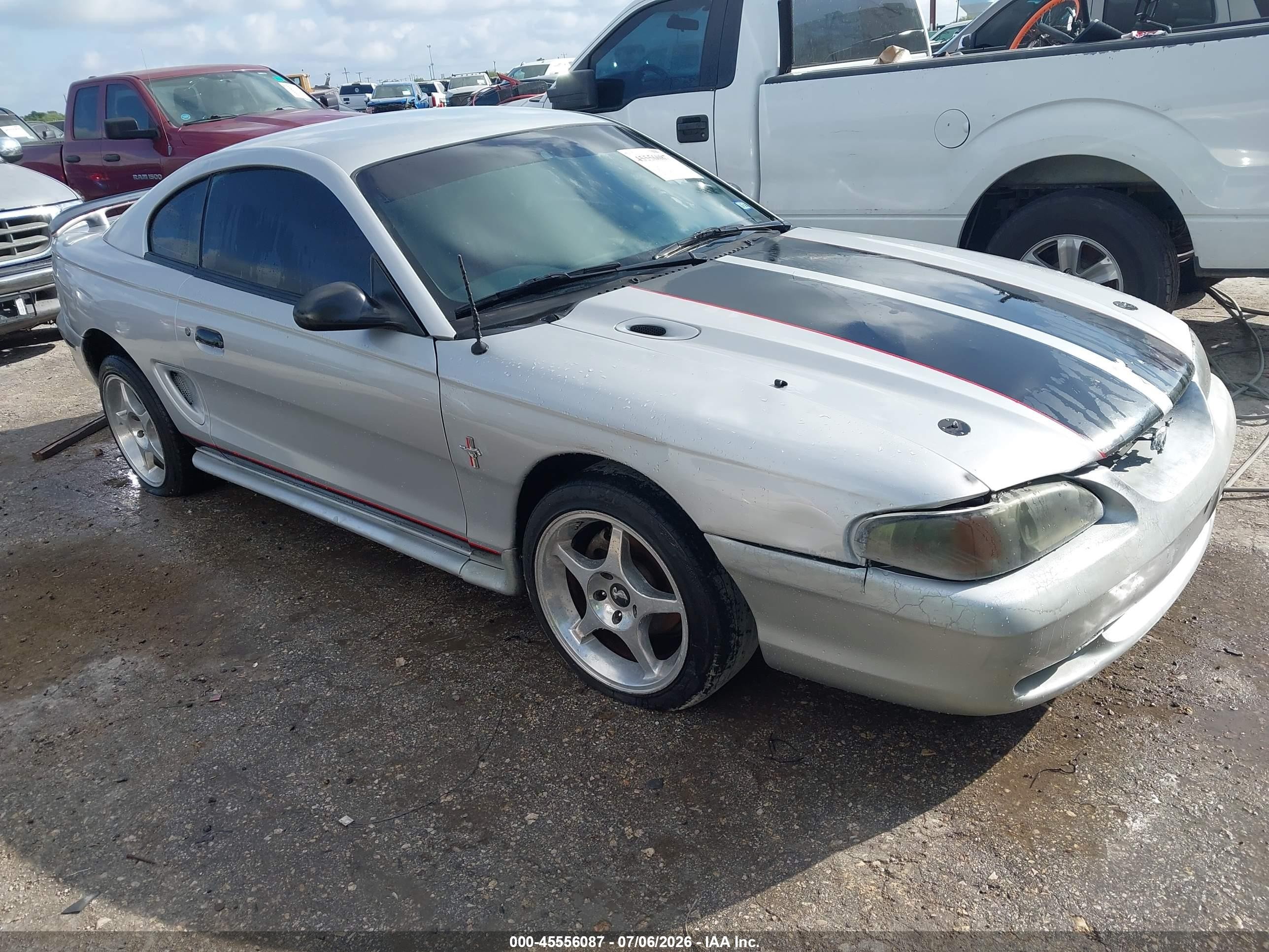 1998 Ford Mustang, VIN 1FAFP4049WF192627 — Механическое