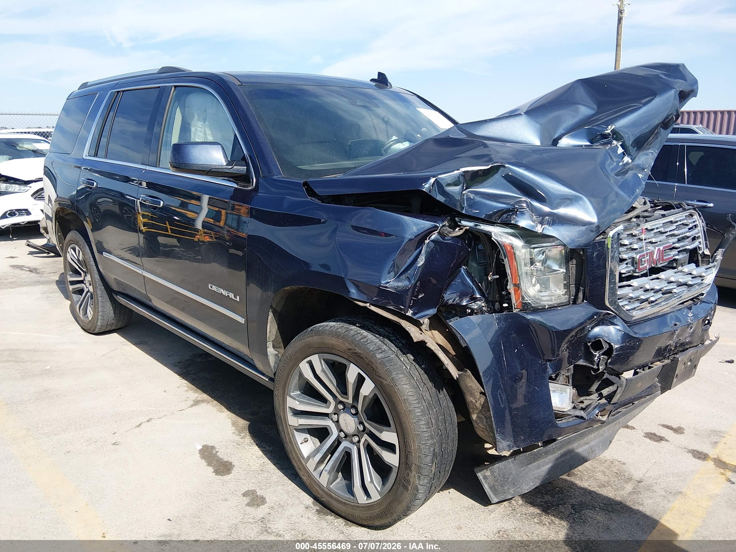2020 GMC Yukon Denali, VIN 1GKS2CKJ3LR211434 — Front end