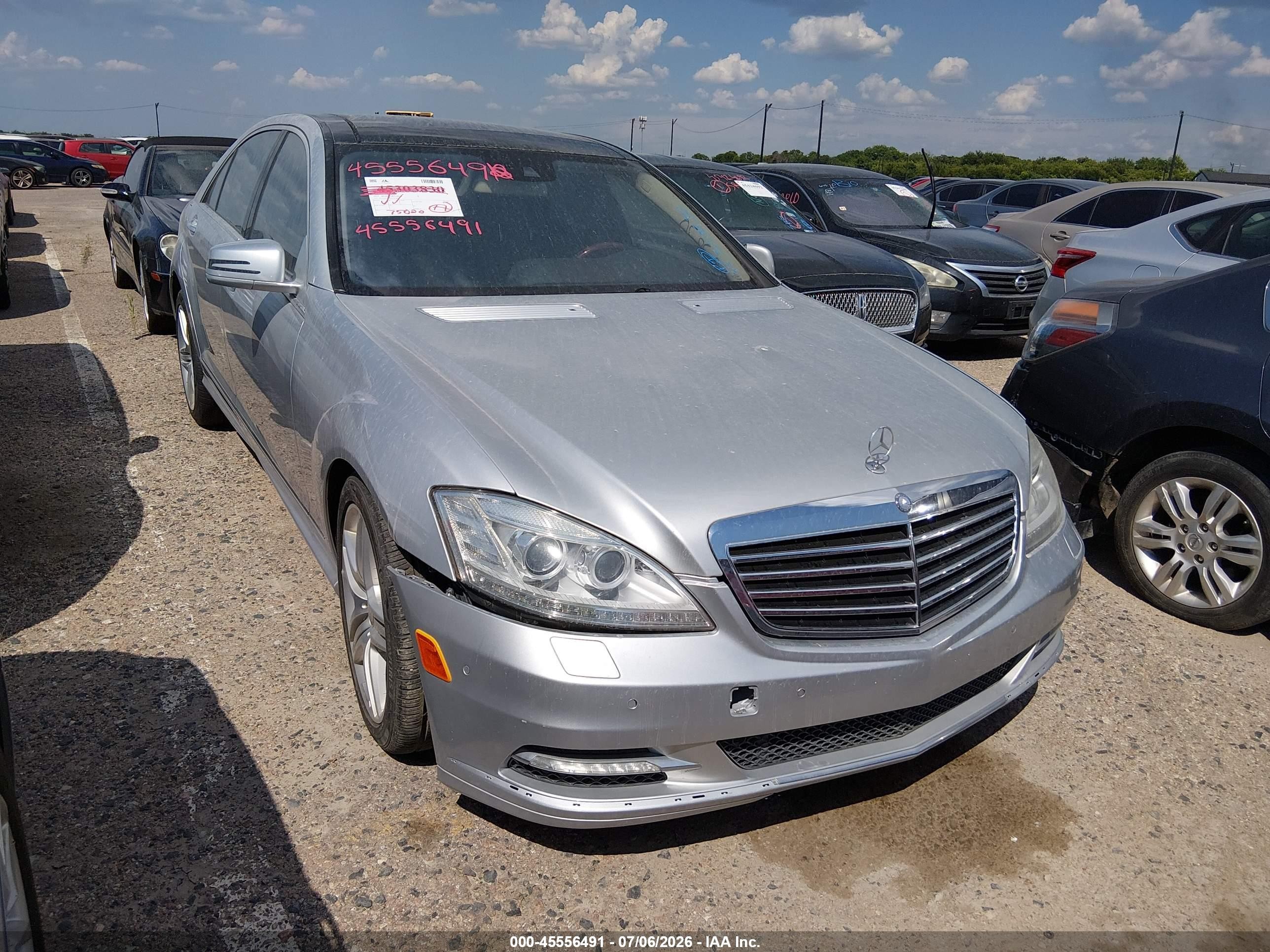 2013 Mercedes-Benz S 550, VIN WDDNG7DB1DA519876 — Not stated