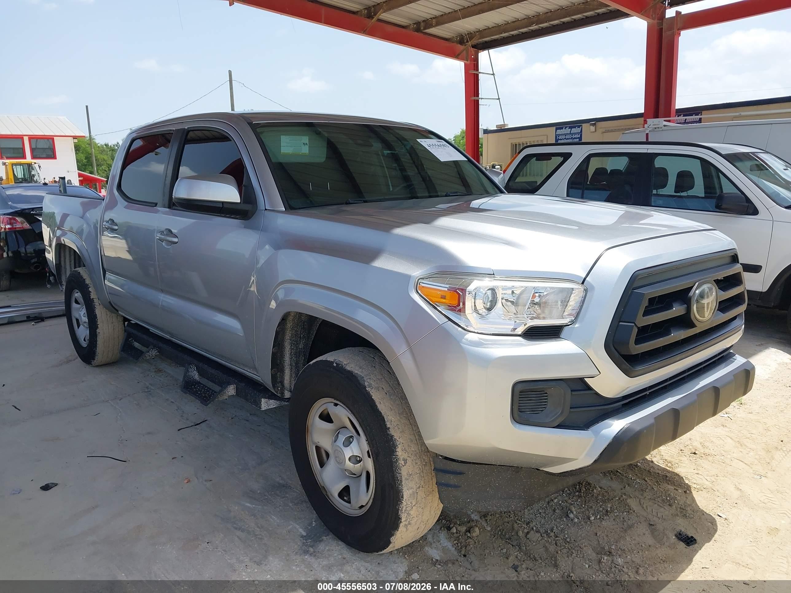 2022 Toyota Tacoma SR, VIN 3TYAX5GN9NT035952 — Rear end