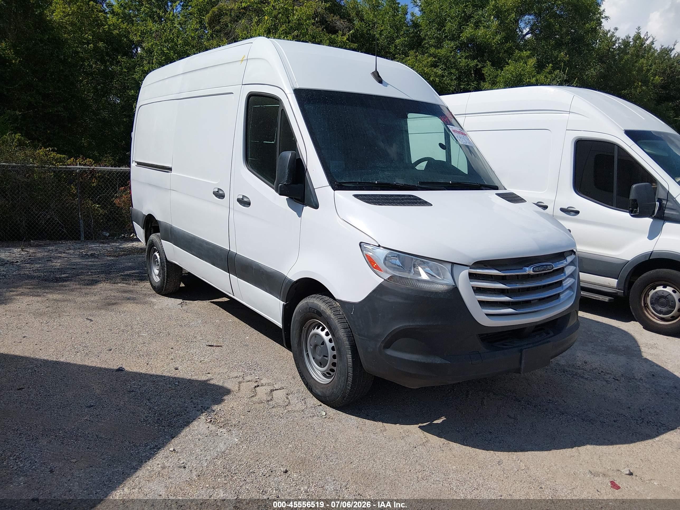 2021 Freightliner Sprinter, VIN W2Y40BHY2MT062171 — Normal wear
